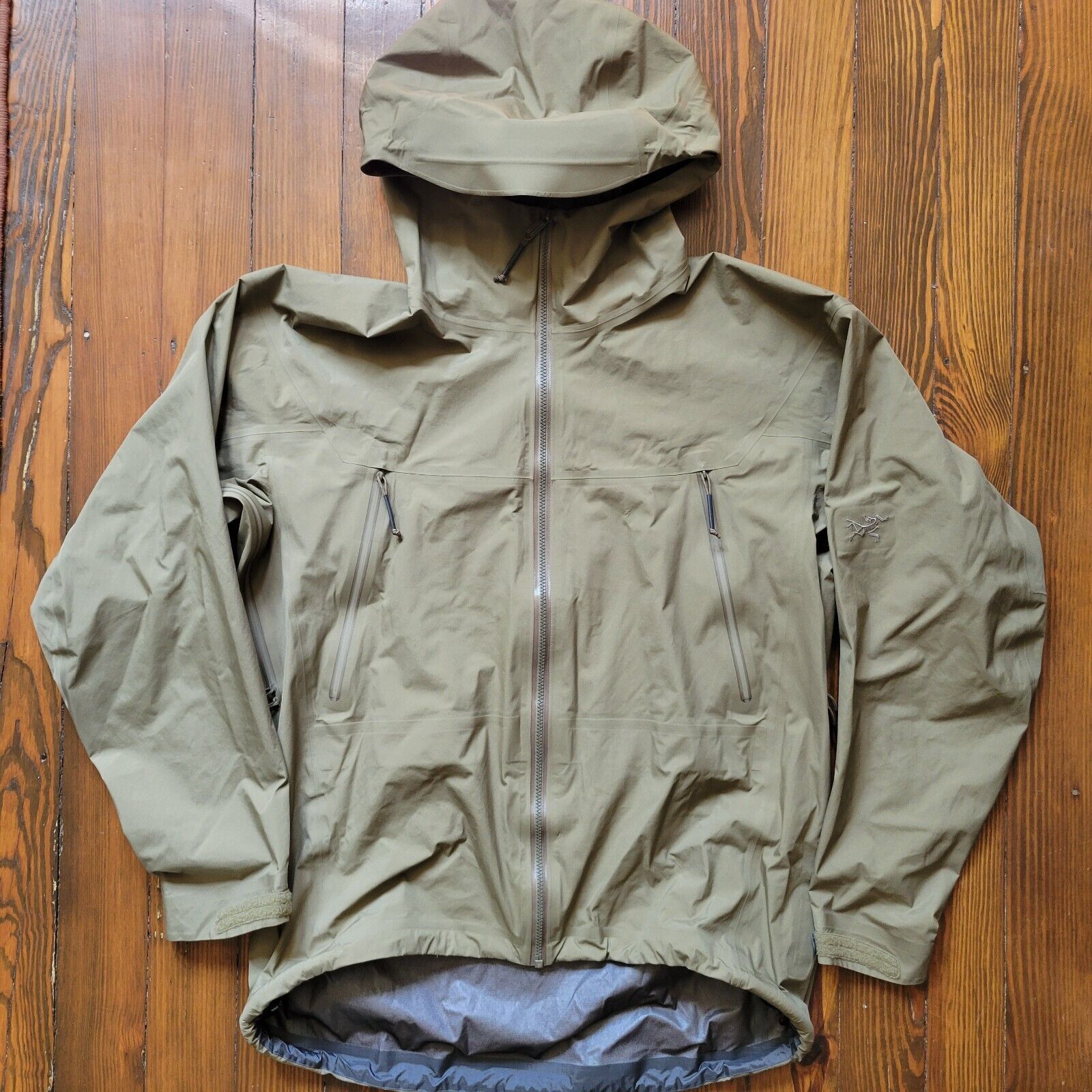 Arc'Teryx Arc'teryx Leaf Alpha LT Jacket - Gen 2 | Grailed