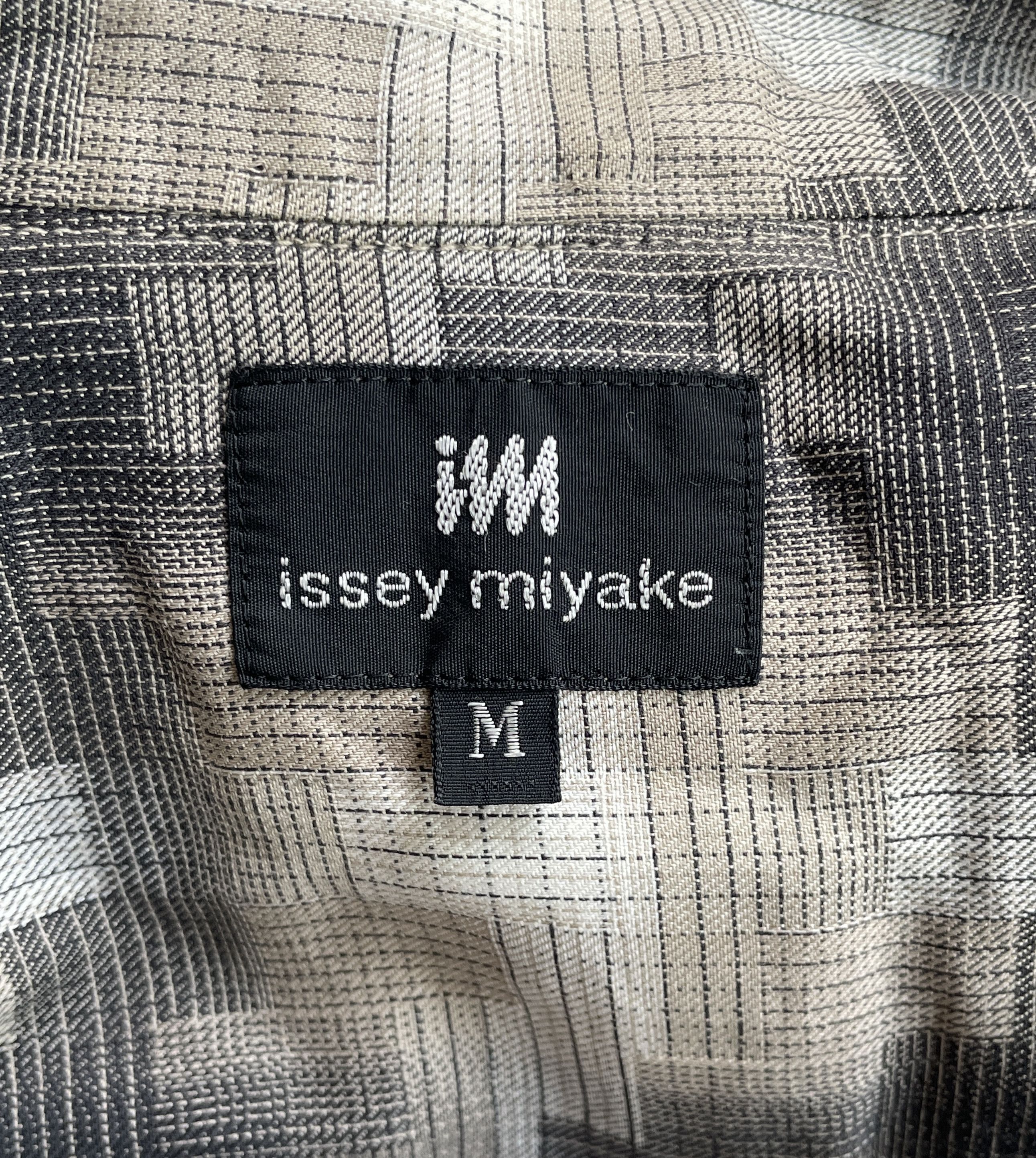 ISSEY MIYAKE Abstact Check Pattern Shirt