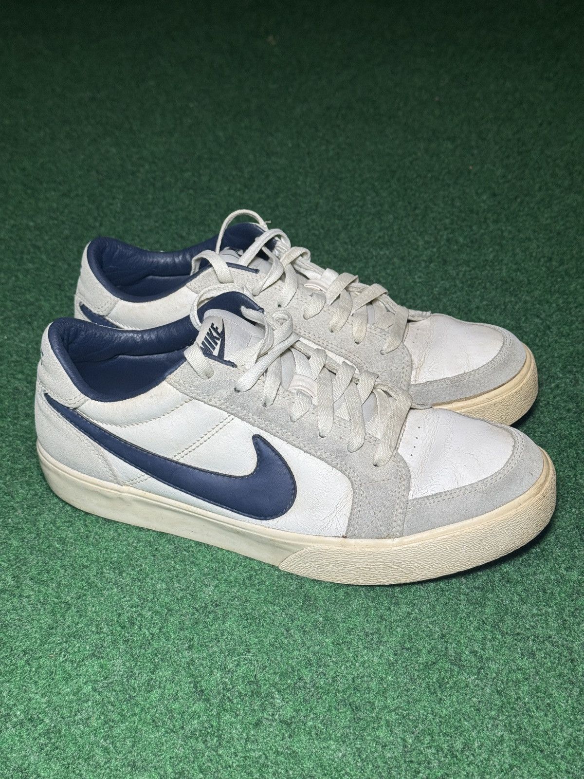 Nike Nike Low Top Skater Grunge Chunky Size 9 Sneakers Vintage Size US 9 / EU 42 - 5 Thumbnail