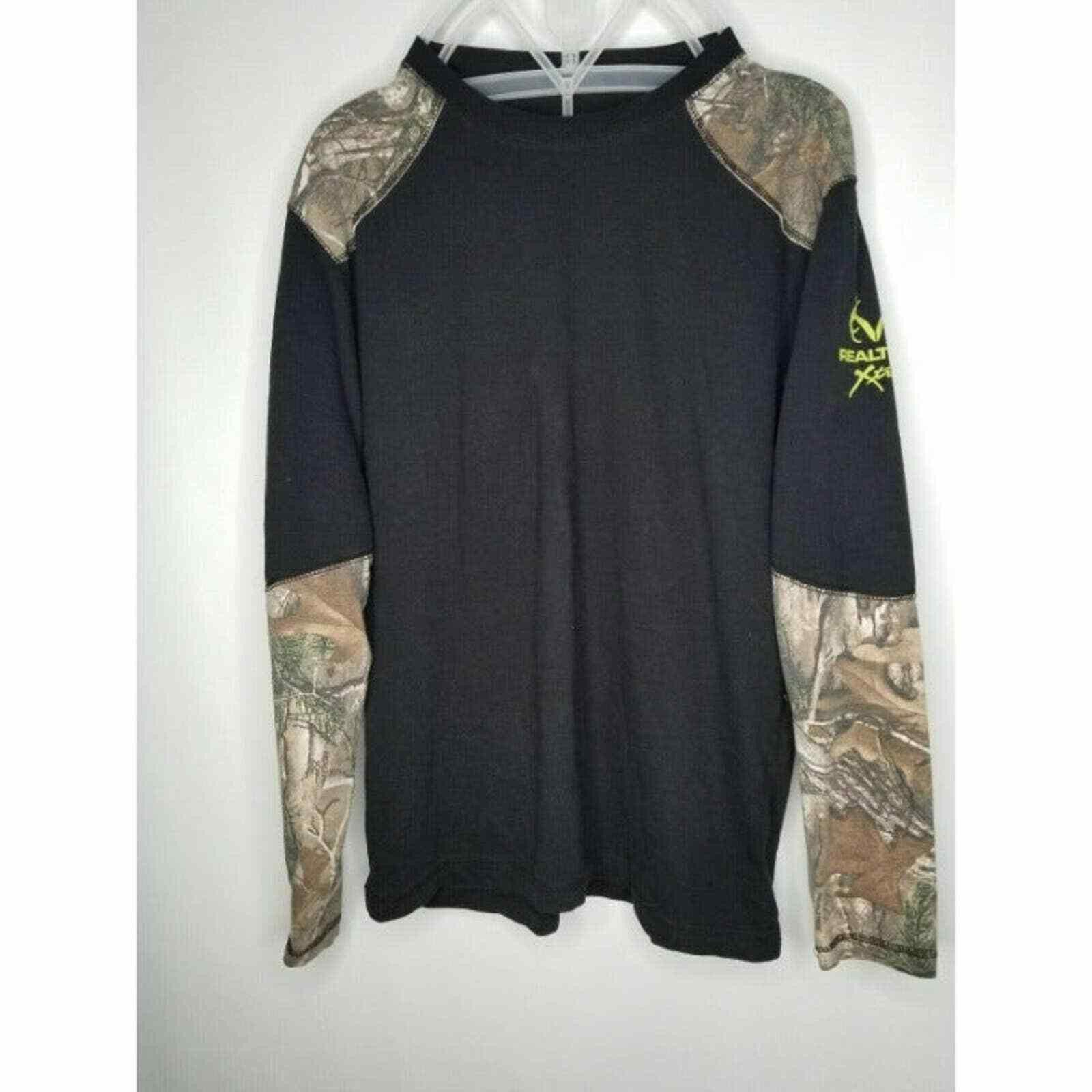 Realtree Realtree by Buckhorn River Black With Camo Sleeves T Shirt Size US M / EU 48-50 / 2 - 5 Thumbnail
