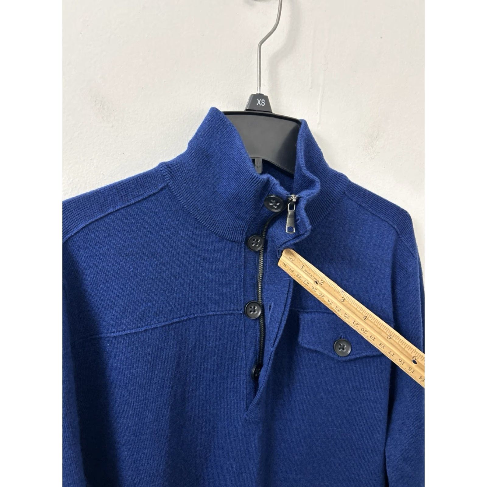 Banana Republic VINTAGE Banana Republic Sweater Mens M Blue 100% Merino Wool 1/4 Zip Pullover L/S Mens Size US M / EU 48-50 / 2 - 5 Thumbnail