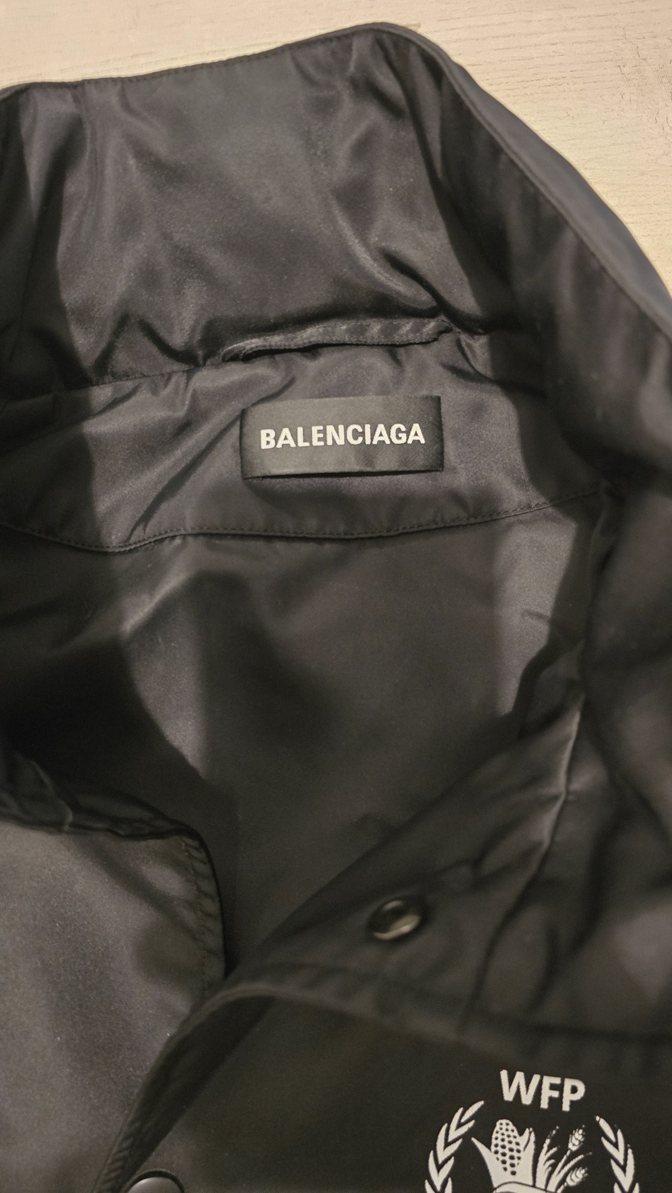 Balenciaga Balenciaga FW18 - World Food Programme Jacket Size US M / EU 48-50 / 2 - 5 Thumbnail