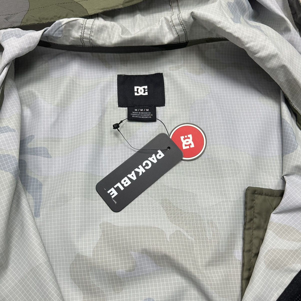 DC Crazy DC Shoes Camo Packable Light Skater Jacket Size US M / EU 48-50 / 2 - 14 Thumbnail