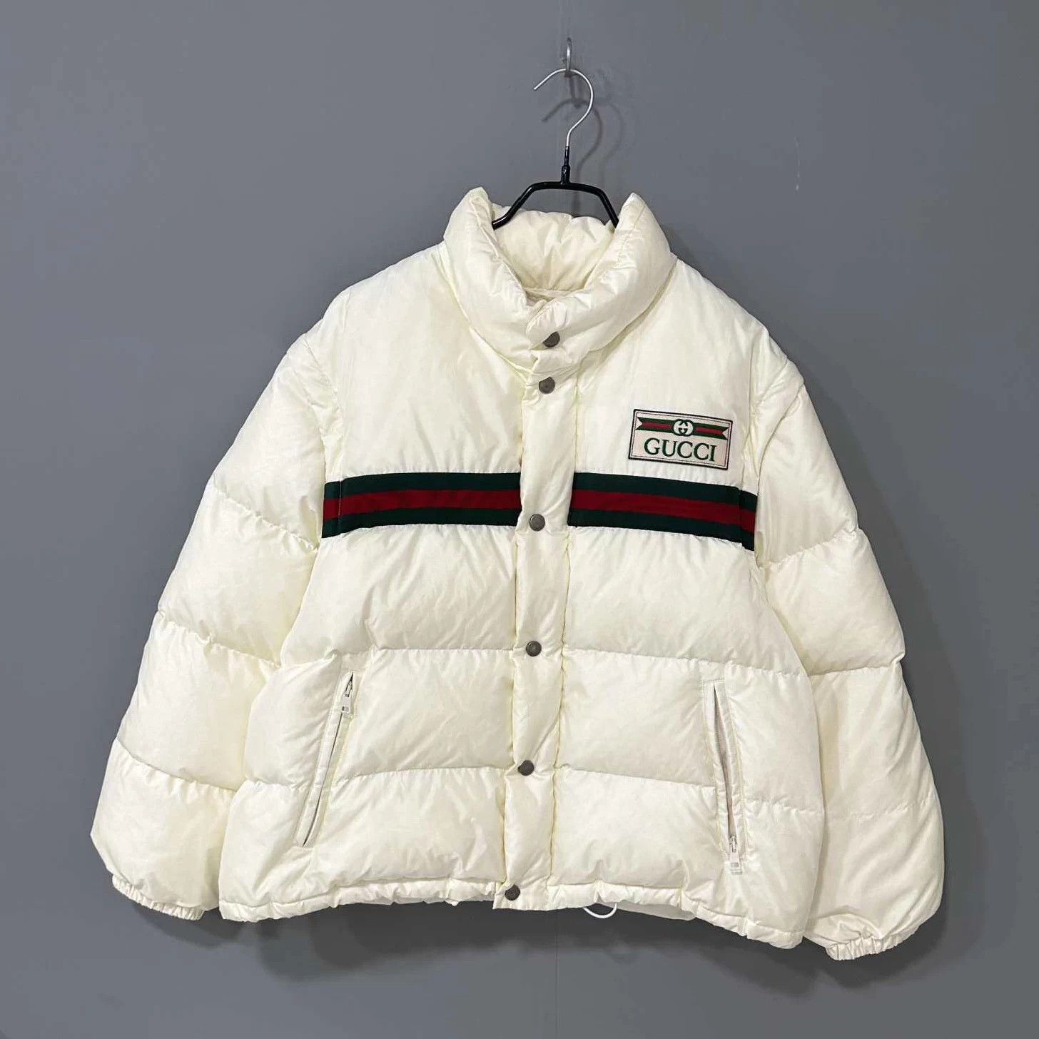 Gucci GUCCI red and green stripe logo down jacket Size M / US 6-8 / IT 42-44 - 1 Thumbnail