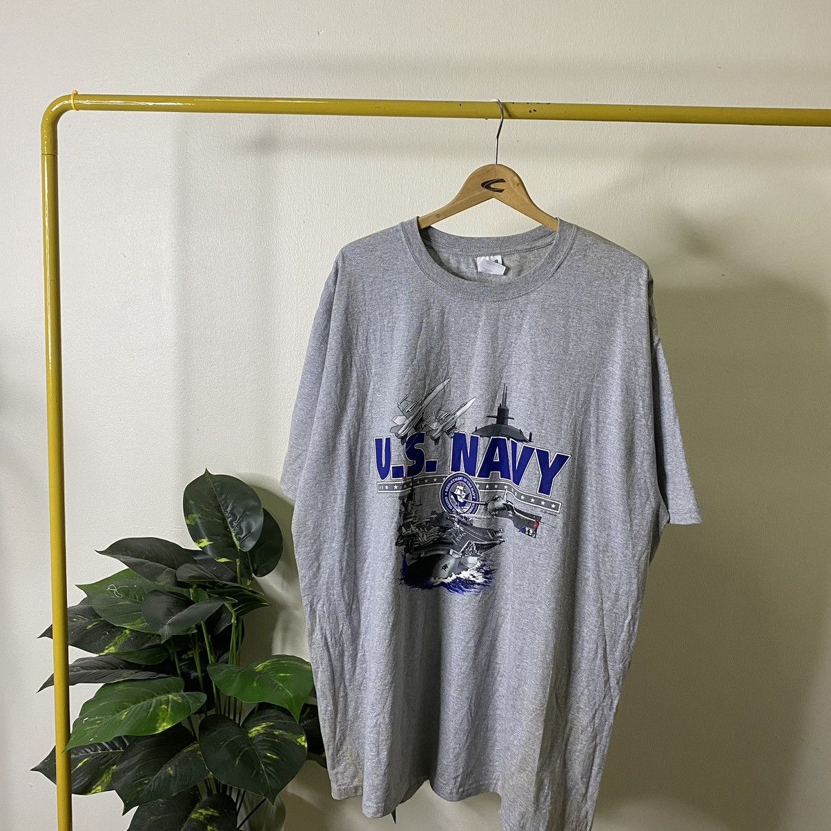 Vintage Vintage Y2K US Navy Army Military Tee Size US XXL / EU 58 / 5 - 1 Thumbnail