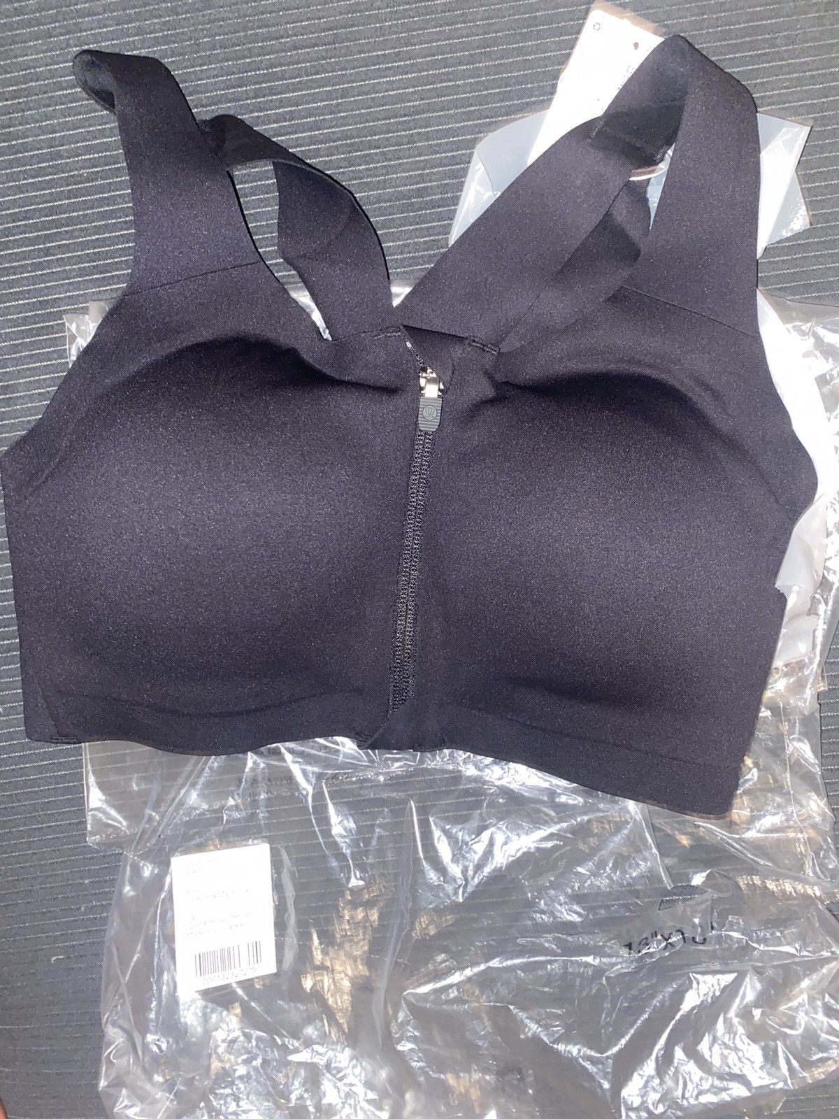 Lululemon Lulu Lemon Enlite bra Size ONE SIZE - 1 Thumbnail