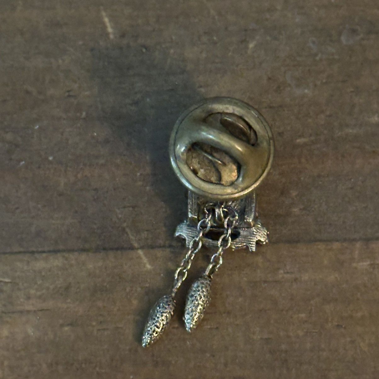 Other × Vintage Vintage Avon gold tone cuckoo clock lapel pin Size ONE SIZE - 3 Thumbnail