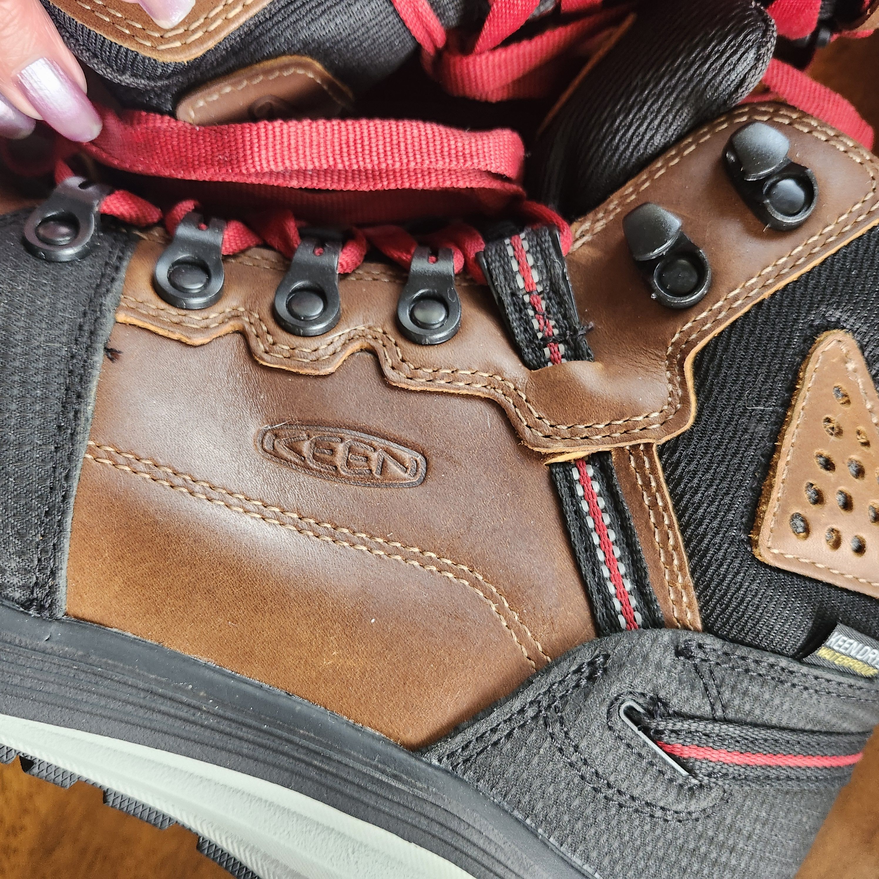 KEEN KEEN Utility Waterproof Work Boots Men's 9.5 Brown Black EH Size US 9.5 / EU 42-43 - 2 Thumbnail