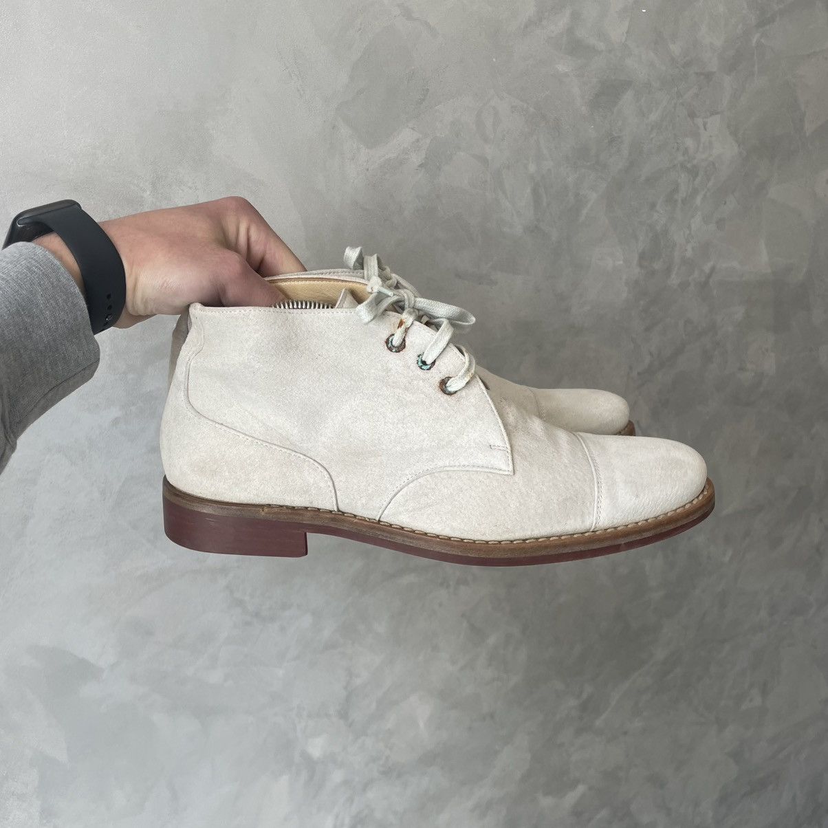 Balenciaga Balenciaga Cream White Suede Desert Boots Size US 11 / EU 44 - 18 Thumbnail