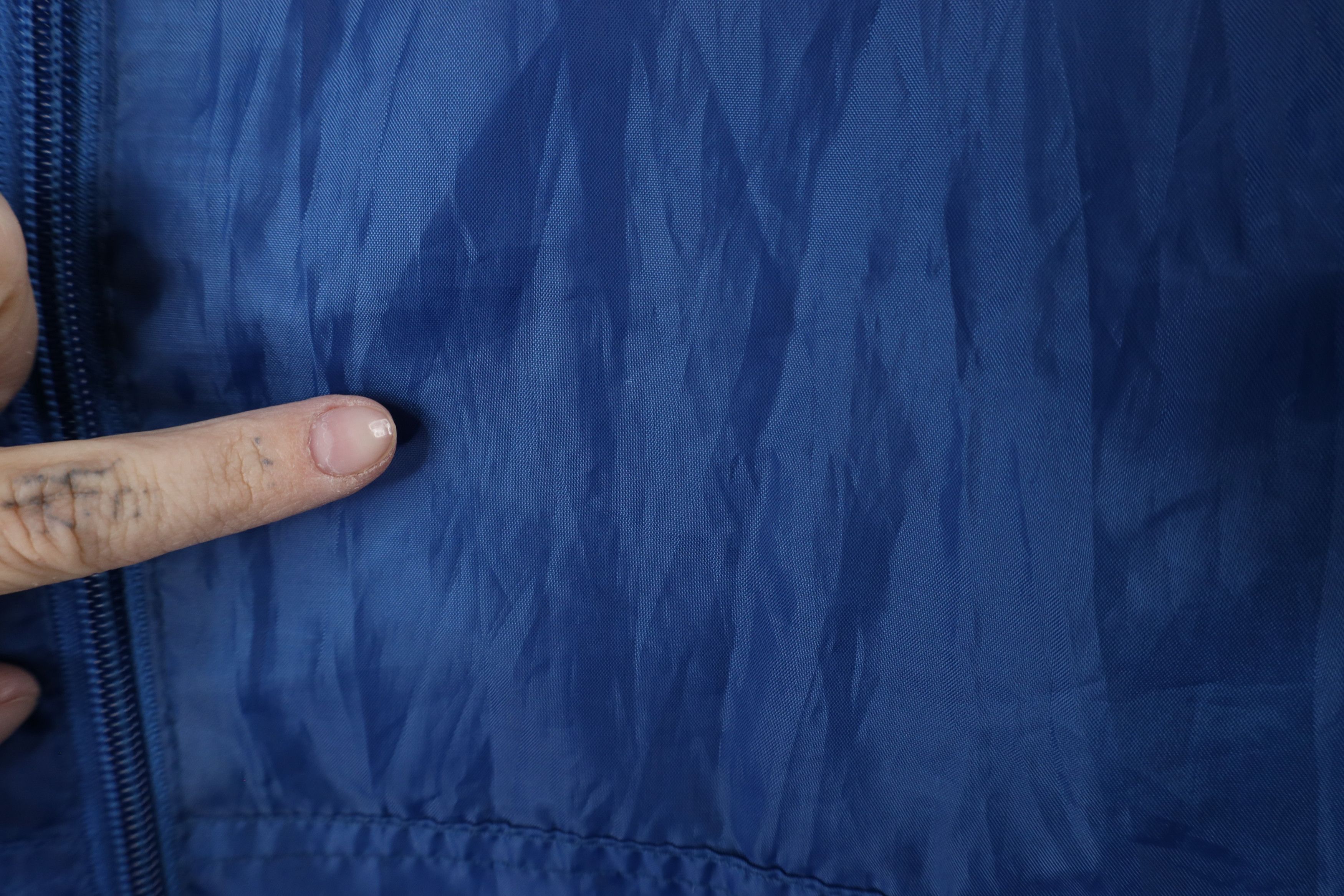 Asics × Vintage Vintage 90s Asics Out Lightweight Hooded Windbreaker Jacket Size US XL / EU 56 / 4 - 6 Thumbnail