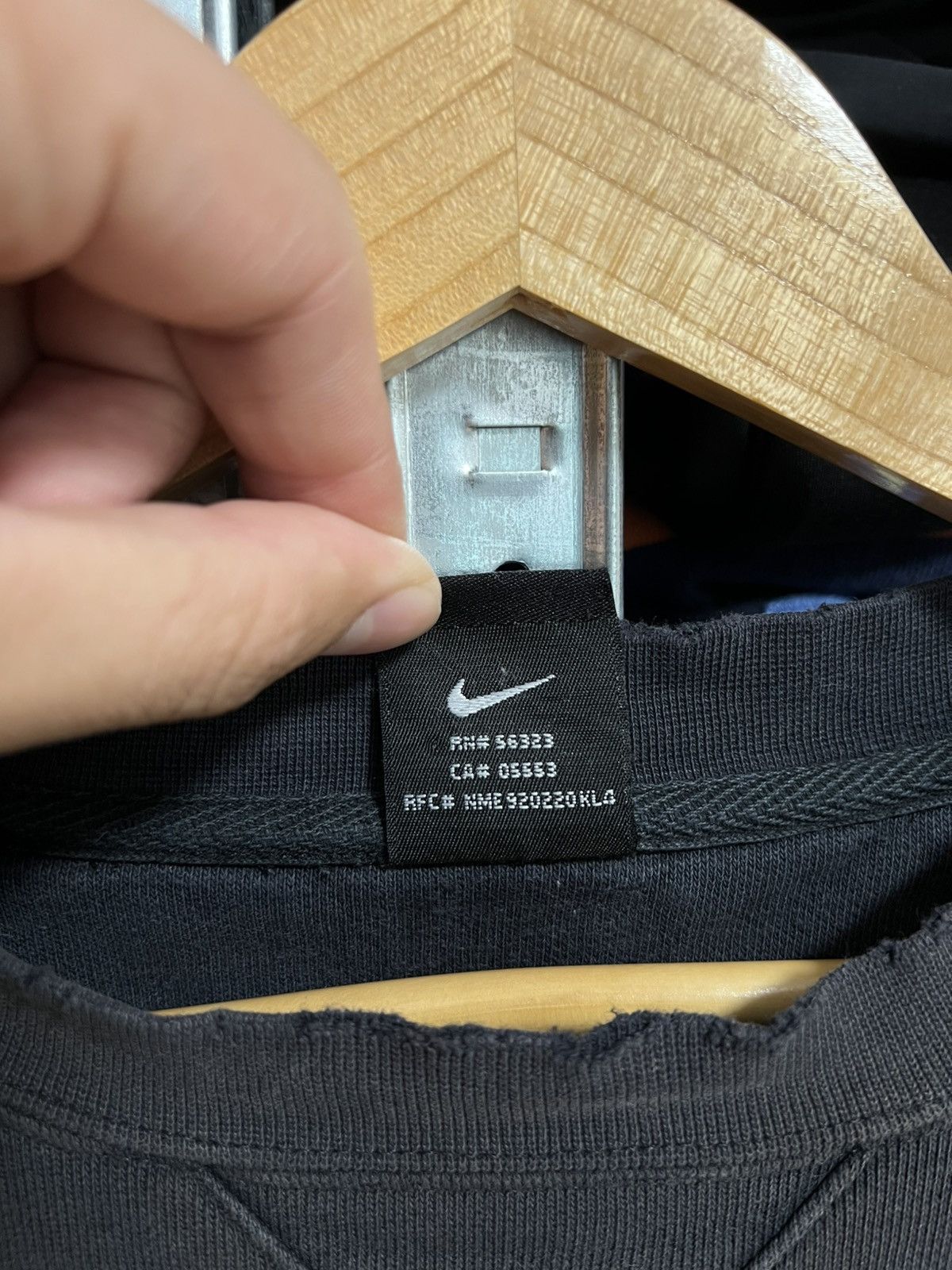 Nike × Vintage Vintage Nike Sweatshirt Elk River Basketball Crew Neck Sz L Size US L / EU 52-54 / 3 - 8 Thumbnail