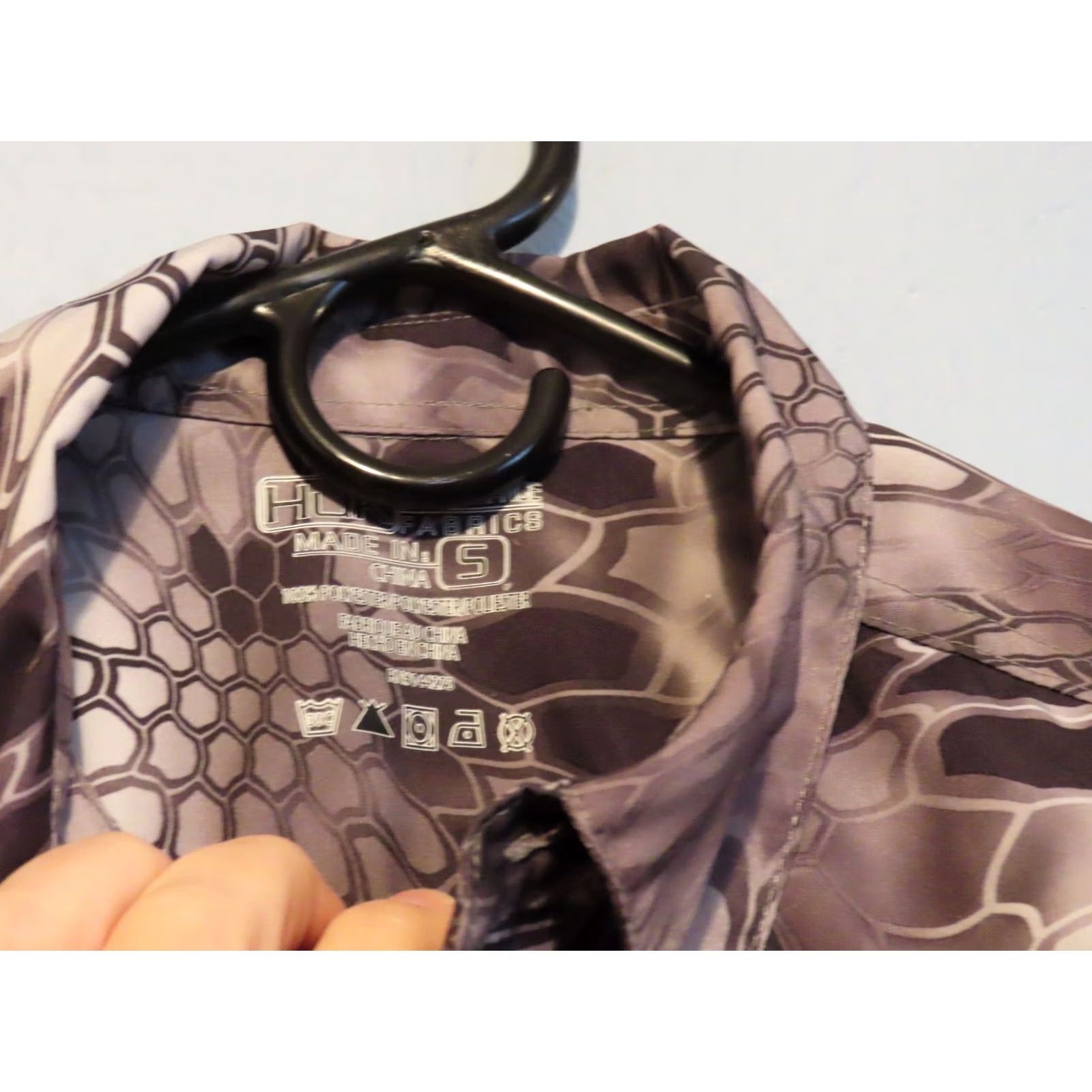 Vintage HUK Performance Fishing Shirt Men's Small Gray Camo Long Sleeve READ Size US S / EU 44-46 / 1 - 5 Thumbnail