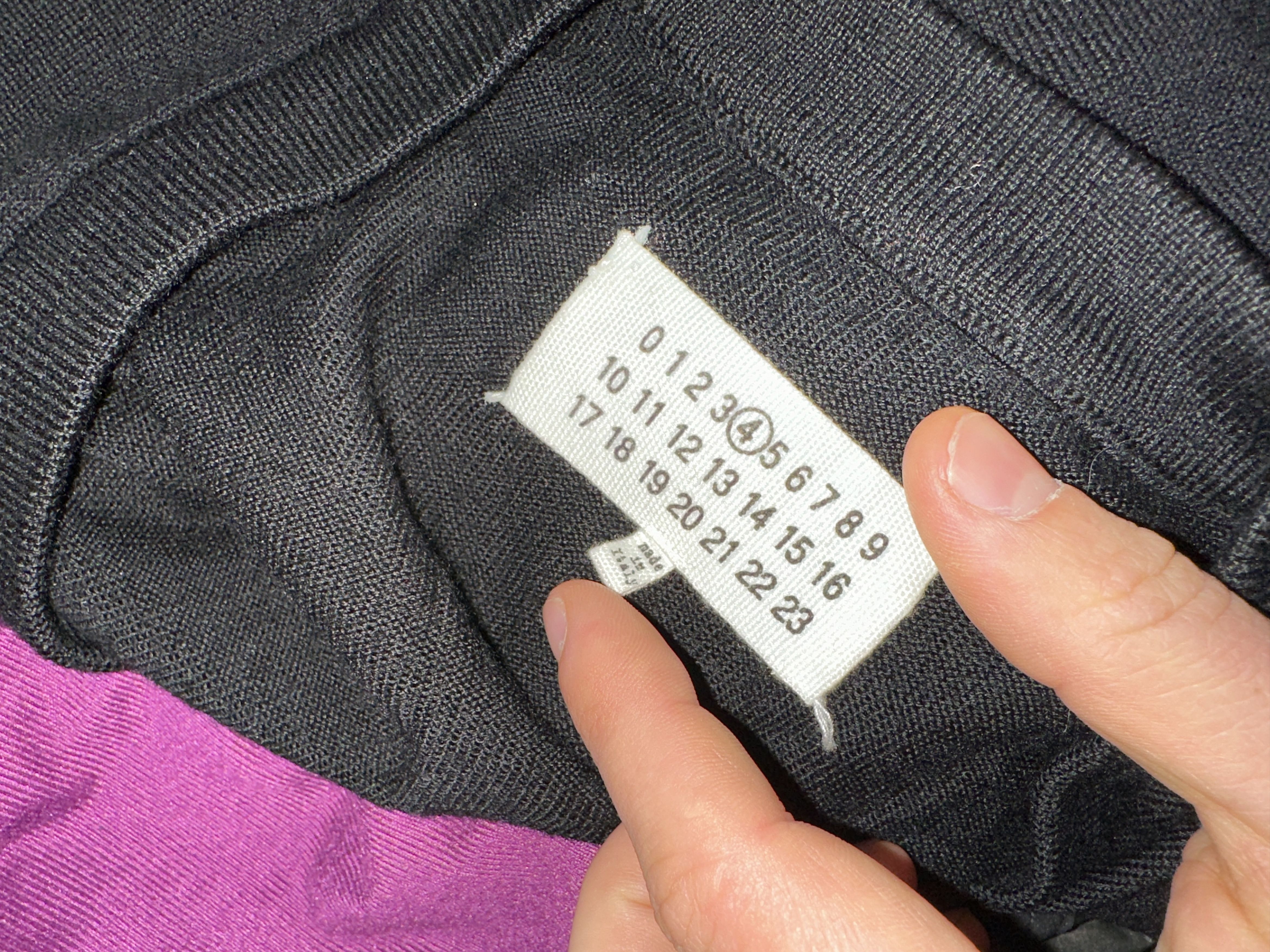 Maison Margiela Maison Margiela Four-Stitch Silk Elbow Patch Cardigan Size S Size S / US 4 / IT 40 - 3 Thumbnail