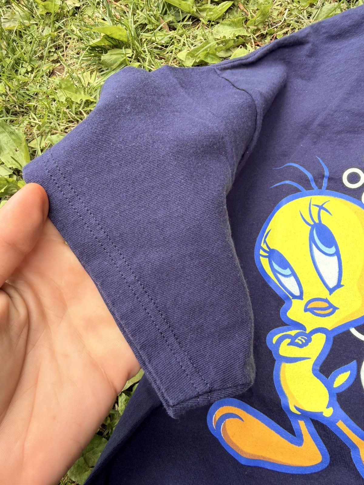 Vintage VTG Looney Tunes Tweety Bird tee Size Large Size US L / EU 52-54 / 3 - 3 Thumbnail