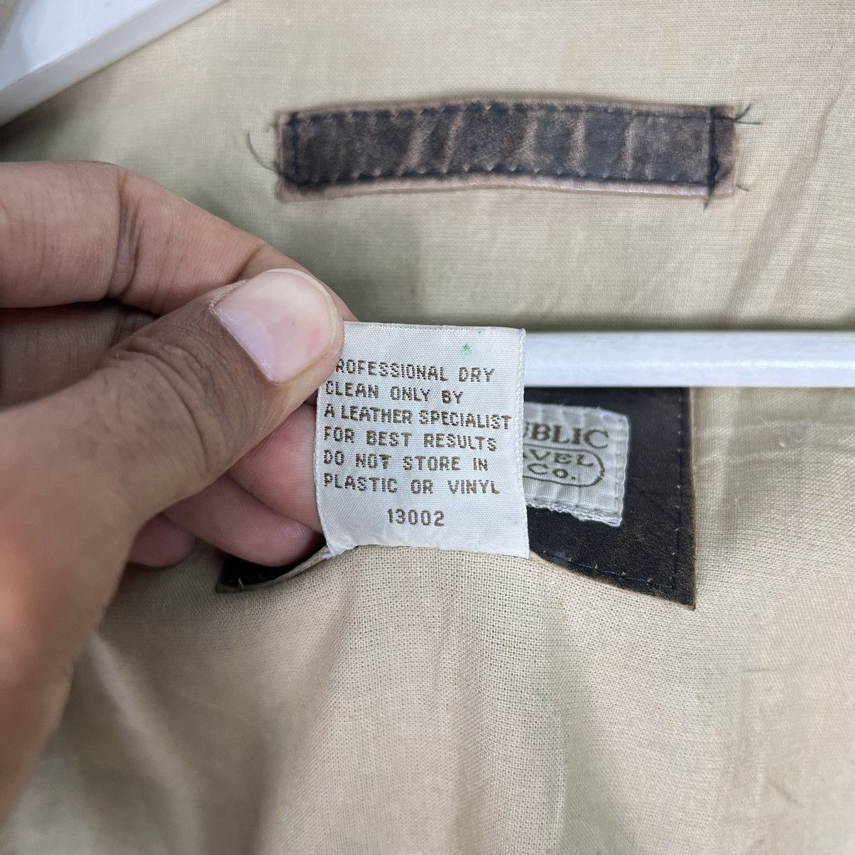 Banana Republic 🔥 1980s BANANA REPUBLIC TRAVEL SAFARI DYED LEATHER JACKET Size US L / EU 52-54 / 3 - 16 Thumbnail