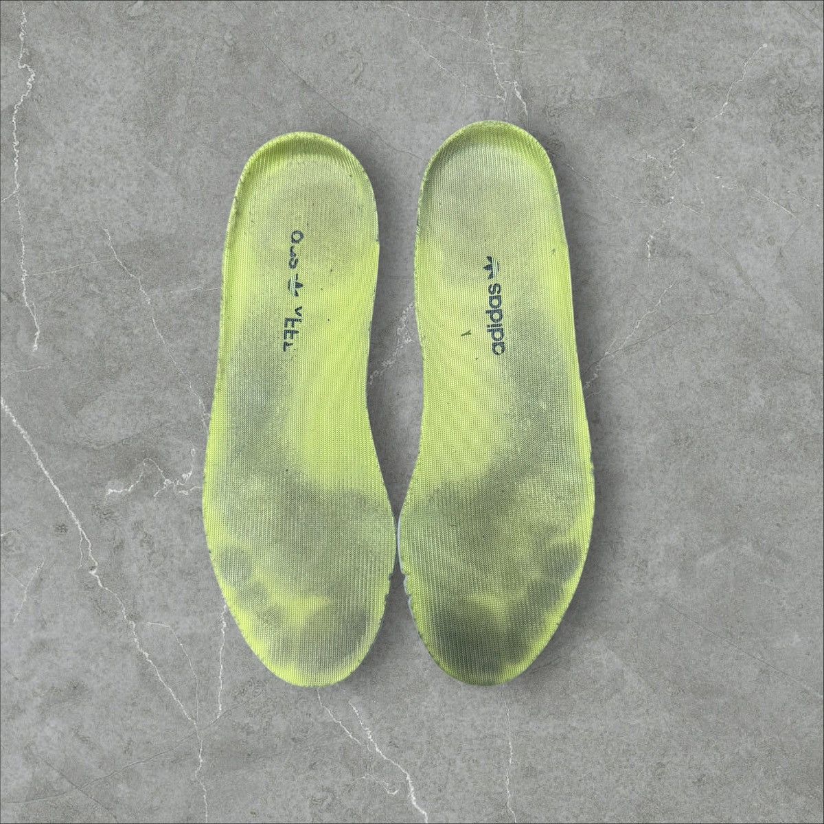 Adidas × Yeezy Semi yellow frozen Adidas Yeezy boost v2 size 38 2/3 Size US 8.5 / IT 38.5 - 8 Thumbnail