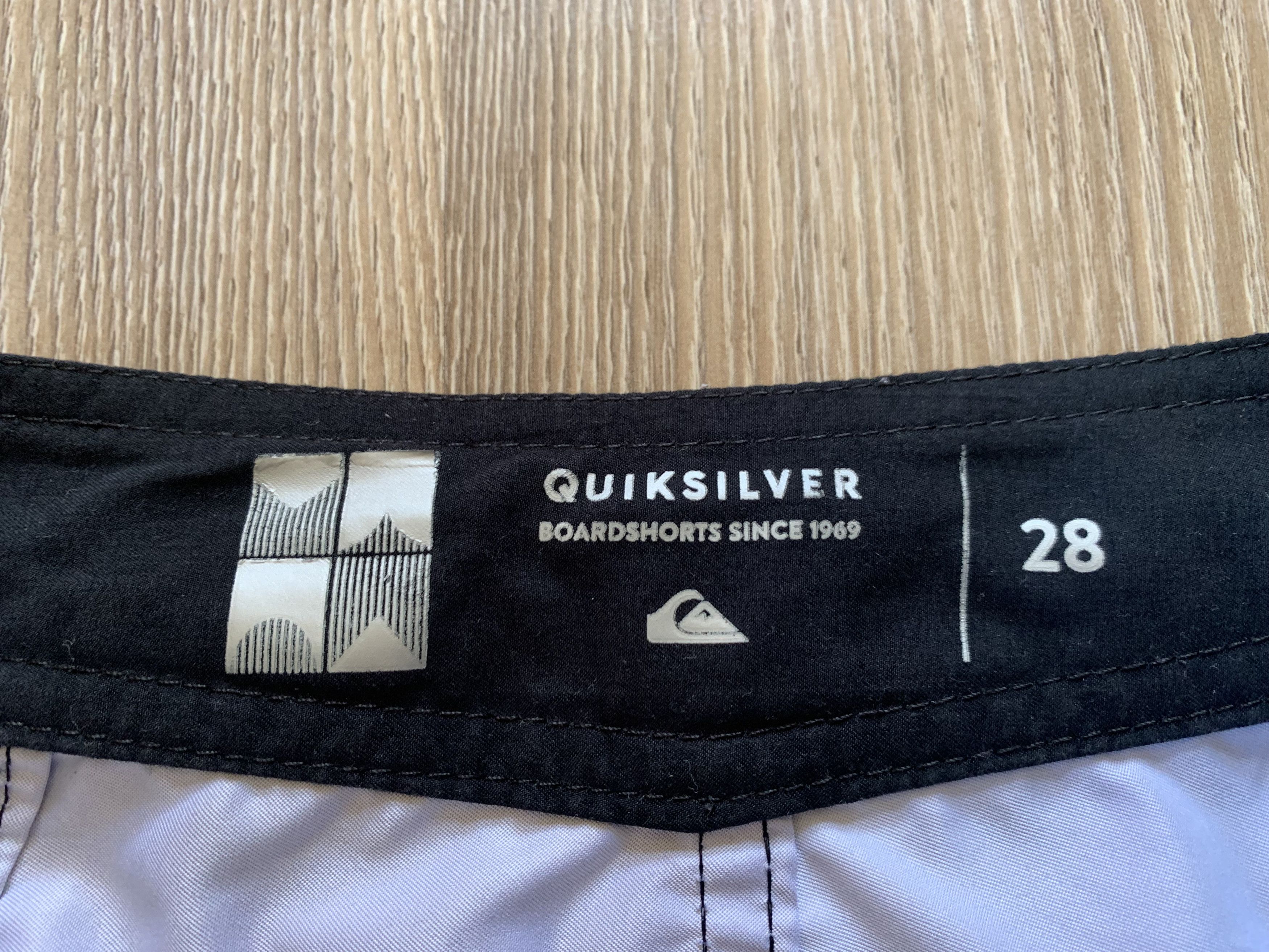 Quicksilver × Sports Specialties Quicksilver Beach Swim Shorts Size US 28 / EU 44 - 6 Thumbnail