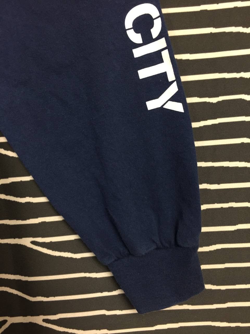 Vintage Vtg Surf City Huntington Beach Board Logo Longsleeve Tee Size US XL / EU 56 / 4 - 10 Thumbnail