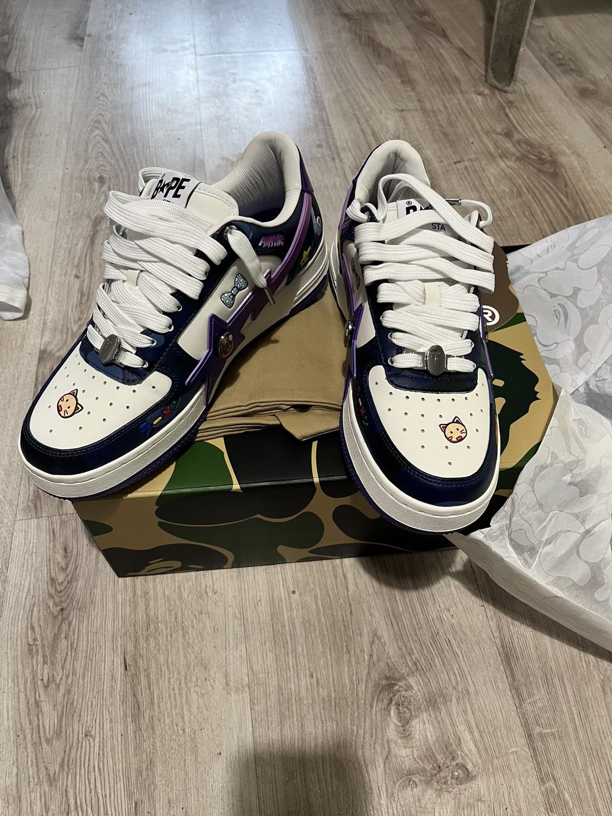 Bape Mr. x BAPE®︎ Collection – Limited edicion Size US 9 / EU 42 - 10 Thumbnail