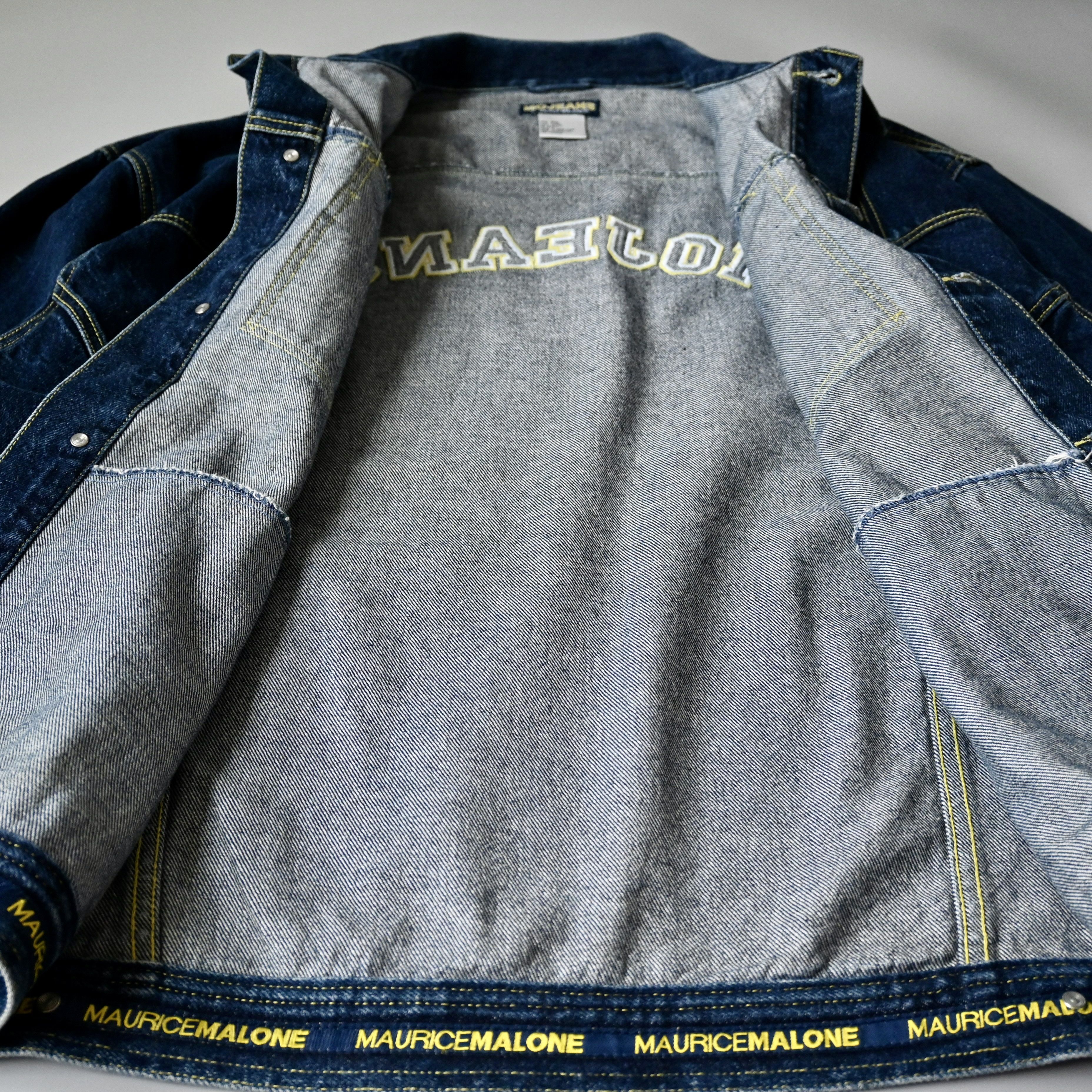 Vintage VTG MO JEANS by Maurice Malone reflective logo denim trucker Size US XXL / EU 58 / 5 - 14 Thumbnail