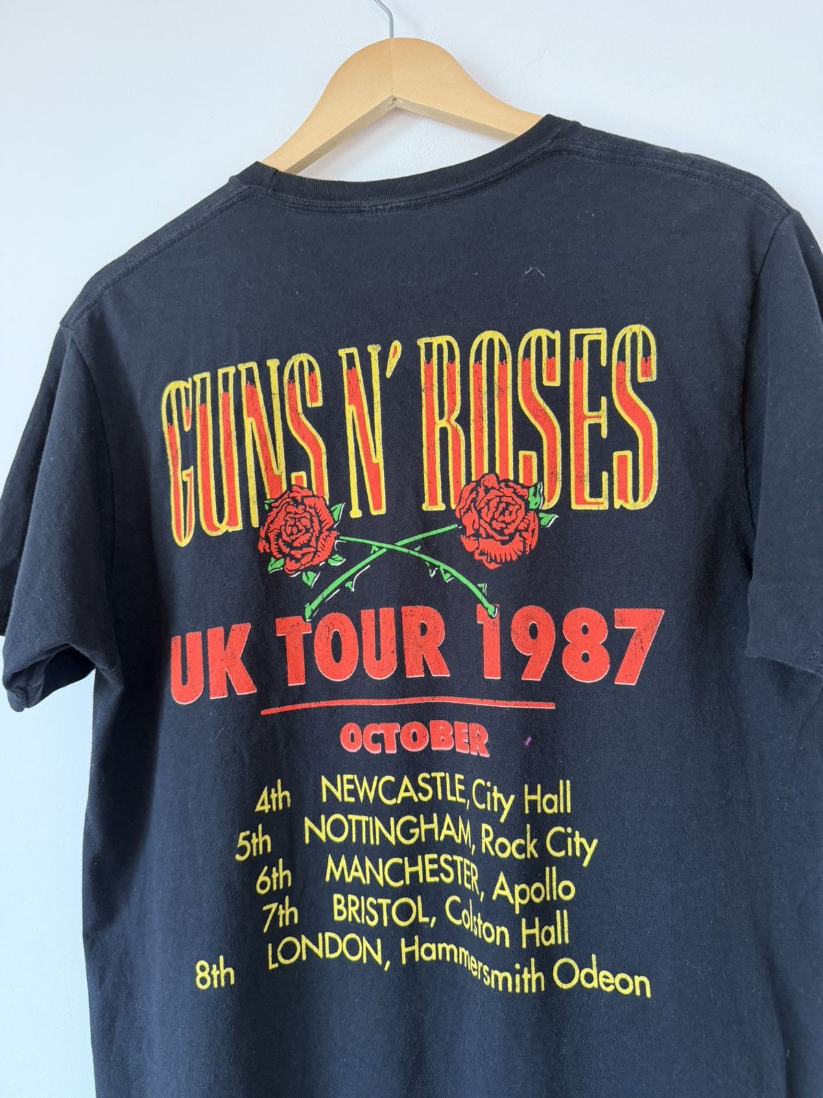 Guns N' Roses Guns N’ Roses 2014 Reprint UK Tour 1987 Band Tee Black M Size US M / EU 48-50 / 2 - 5 Thumbnail