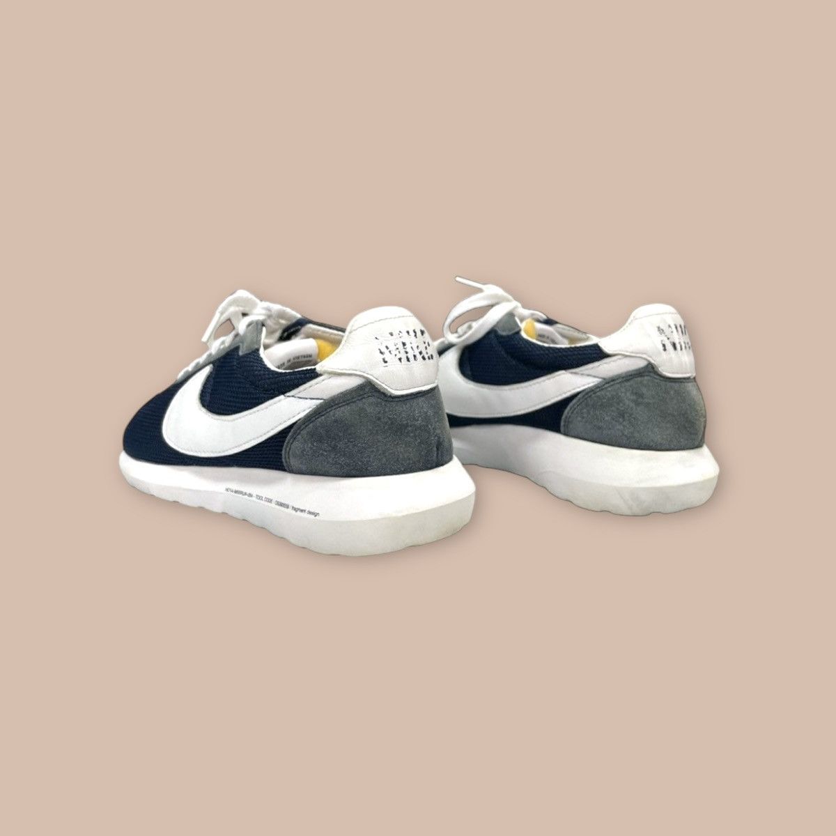 Fragment Design × Nike Nike X Fragment Design “Roshe Run LD-1000” Size US 9.5 / EU 42-43 - 3 Thumbnail