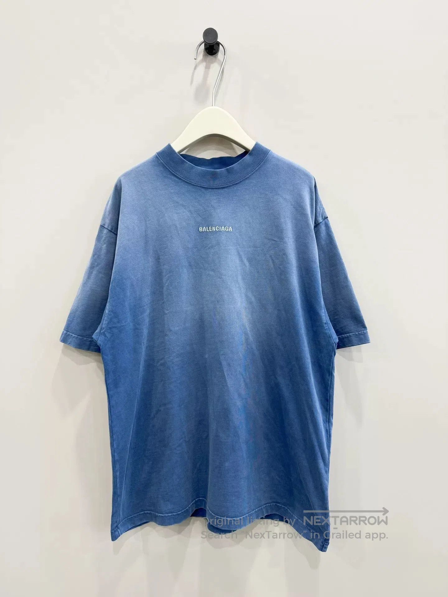 Balenciaga Balenciaga Gradient Logo Short Sleeve T-Shirt. Size S / US 4 / IT 40 - 1 Thumbnail