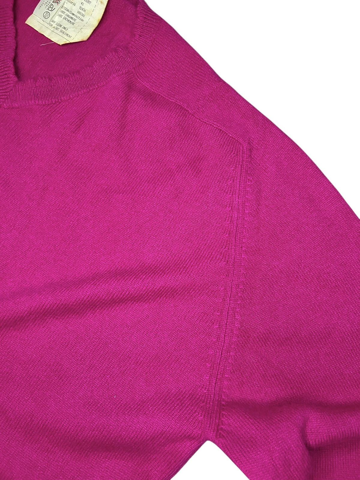 Chanel F/W 94 Oversized Scallop Cashmere Sweater Size M / US 6-8 / IT 42-44 - 4 Thumbnail