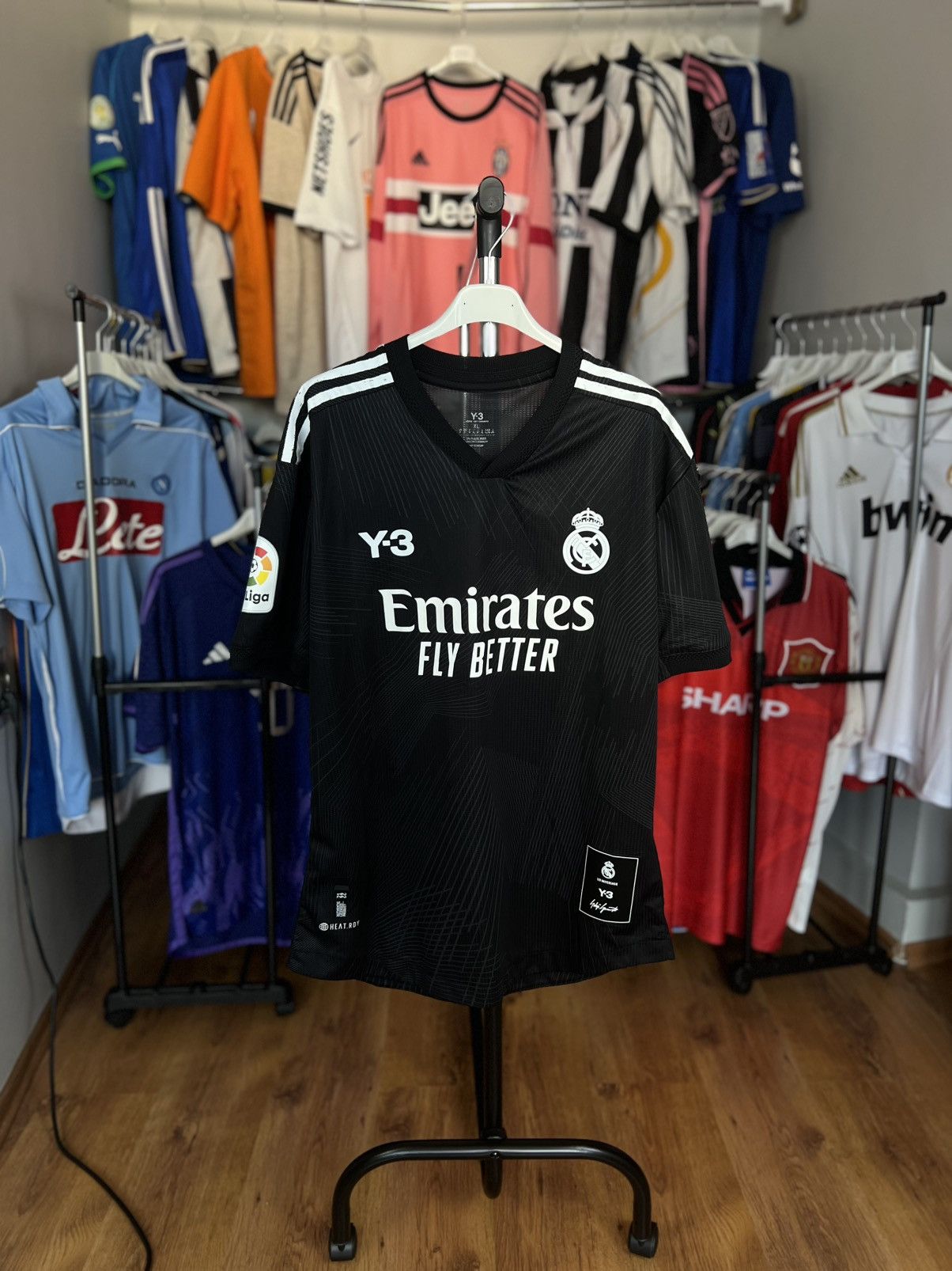 Y-3 Soccer Jersey Y-3 Real Madrid 2021/22 Balck Size US L / EU 52-54 / 3 - 1 Thumbnail