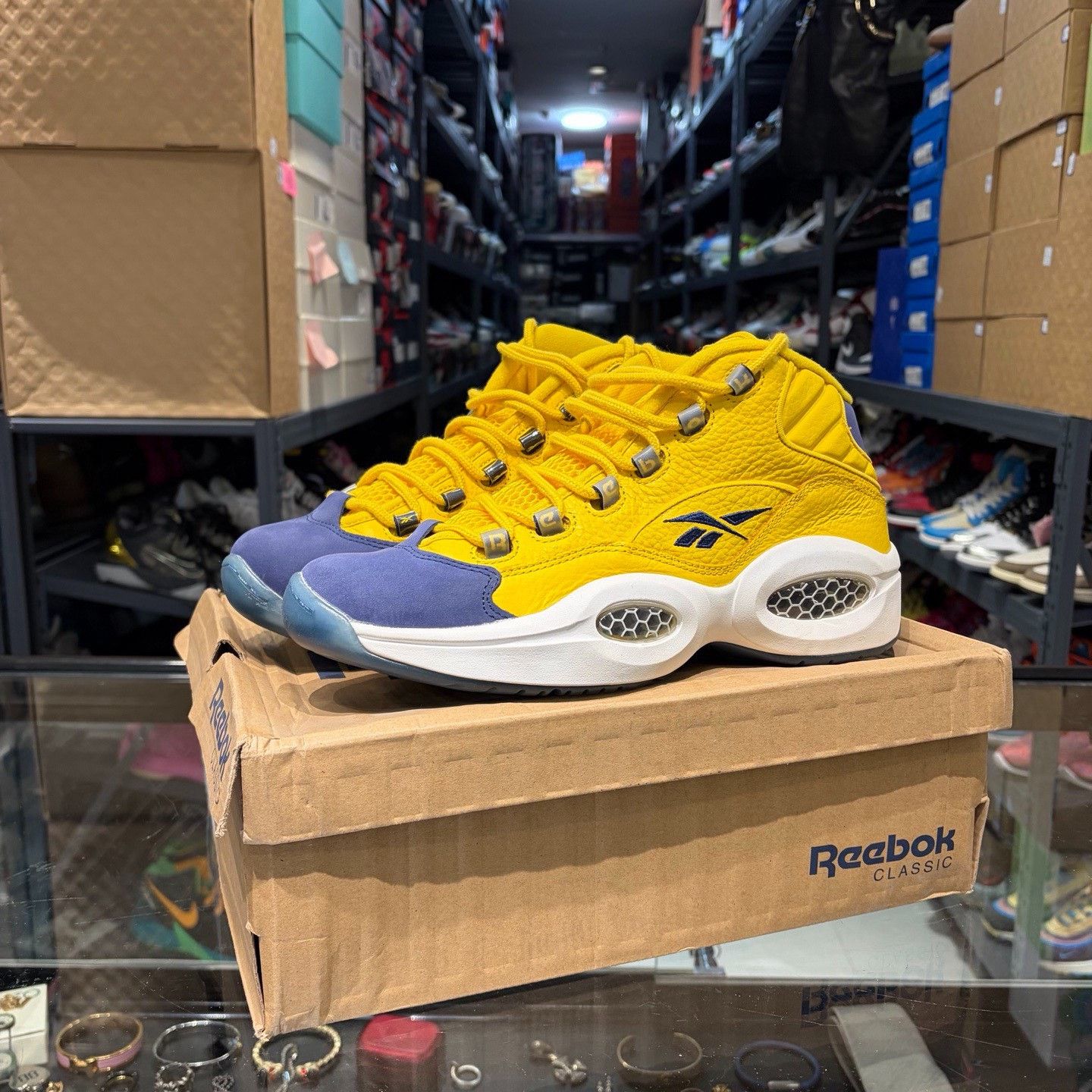 Reebok Reebok Purple Lowtop Sneakers 9 Men Size US 9 / EU 42 - 1 Thumbnail