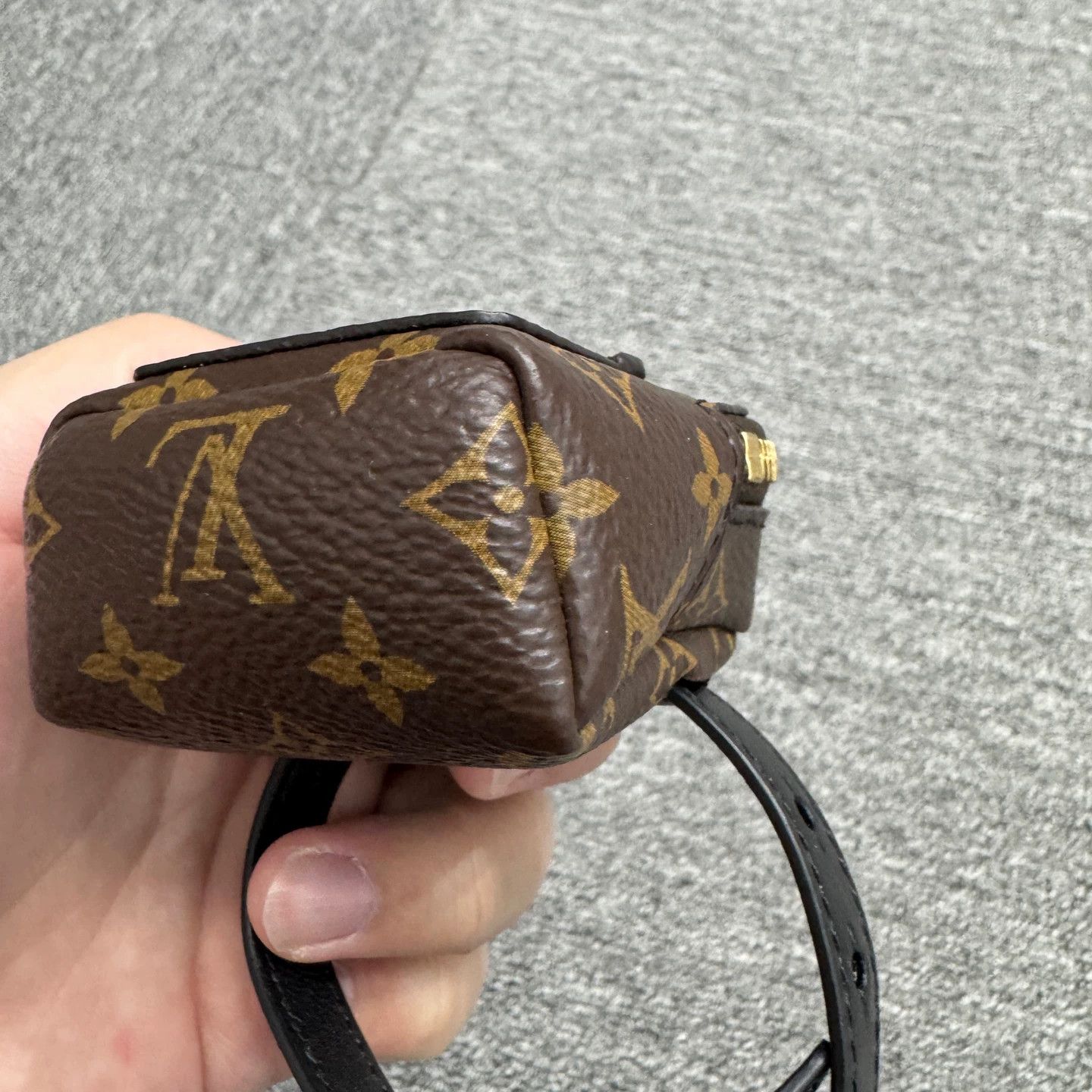 Louis Vuitton LV Ultra Mini Wristlet 5x3x8cm 99 New Size ONE SIZE - 5 Thumbnail