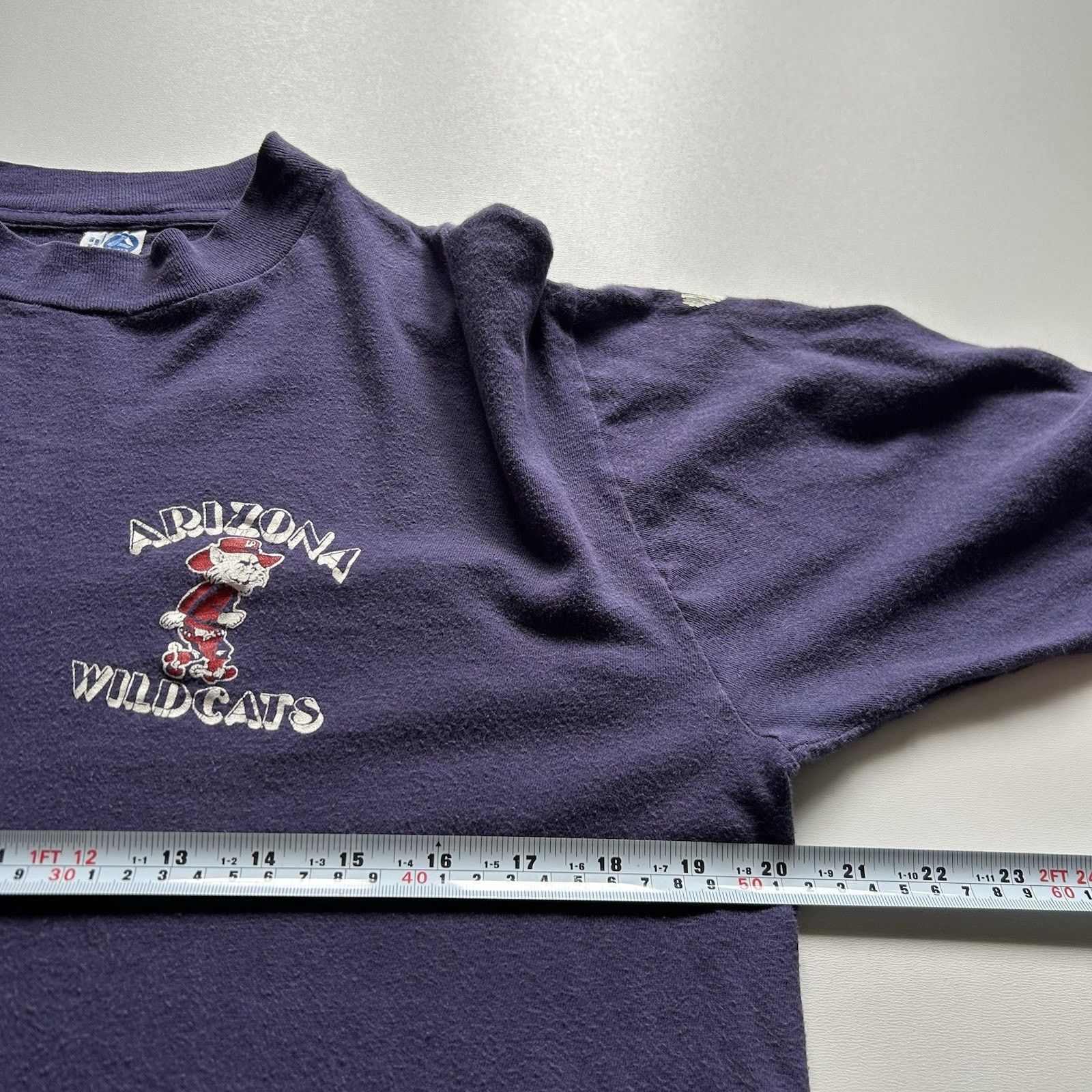 Hanes Vintage 80s Arizona Wildcats NCAA T Shirt Long Sleeve Small Size US S / EU 44-46 / 1 - 5 Thumbnail