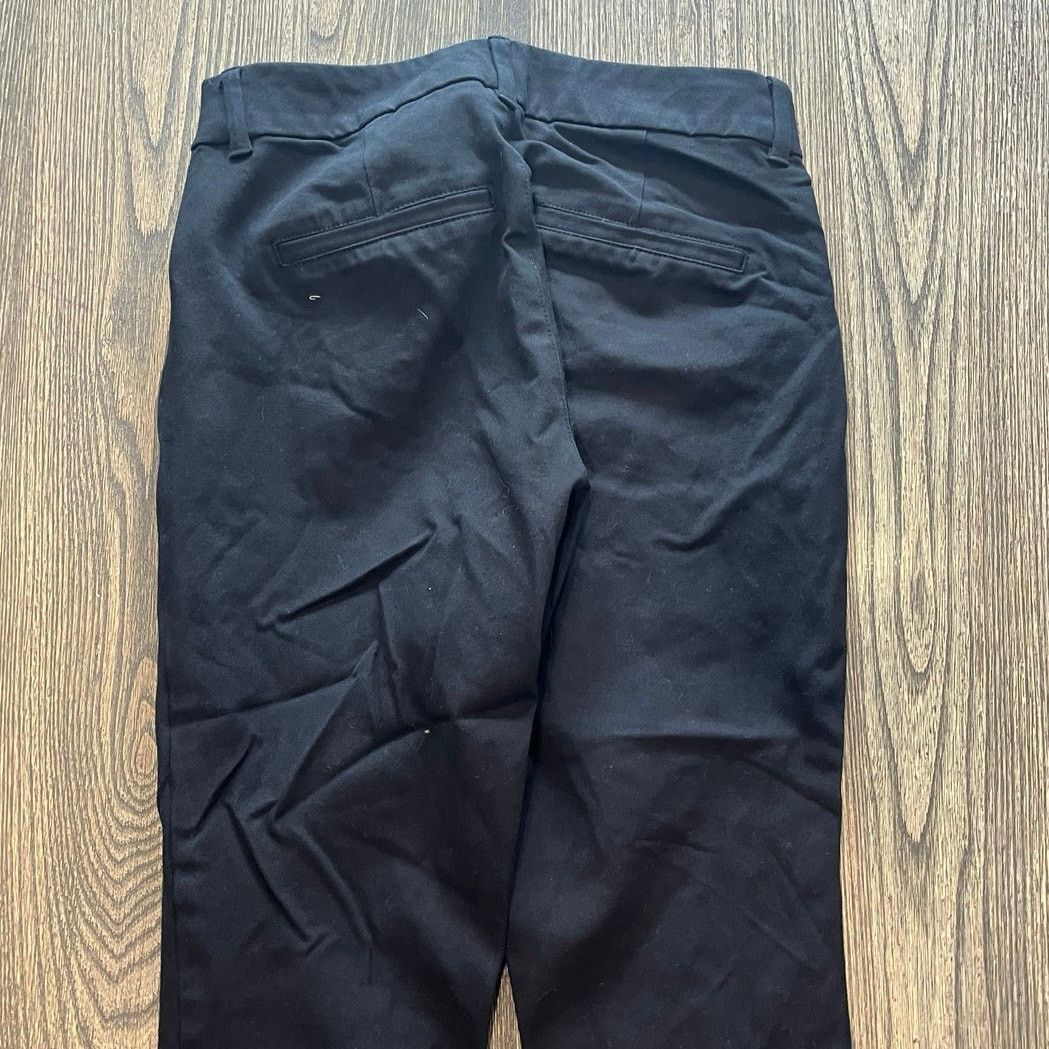 Old Navy Old Navy High-Rise Pixie Pants Secret Smooth Pockets Black 0 Size 25" / US 0 / IT 36 - 9 Thumbnail