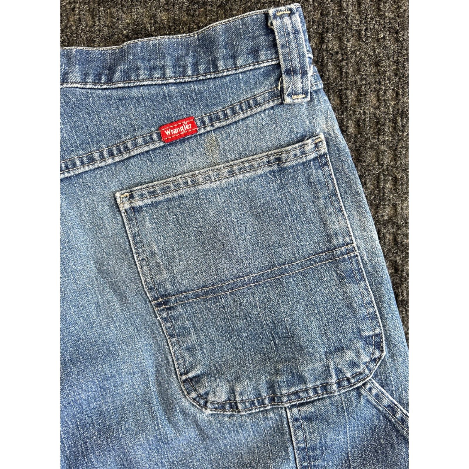 Wrangler VINTAGE Wrangler Jeans 32 x 30 Distressed Baggy Skater Grunge y2k 90s American Classic 5-Pocket Denim Blue Mens Jeans Size US 32 / EU 48 - 3 Thumbnail