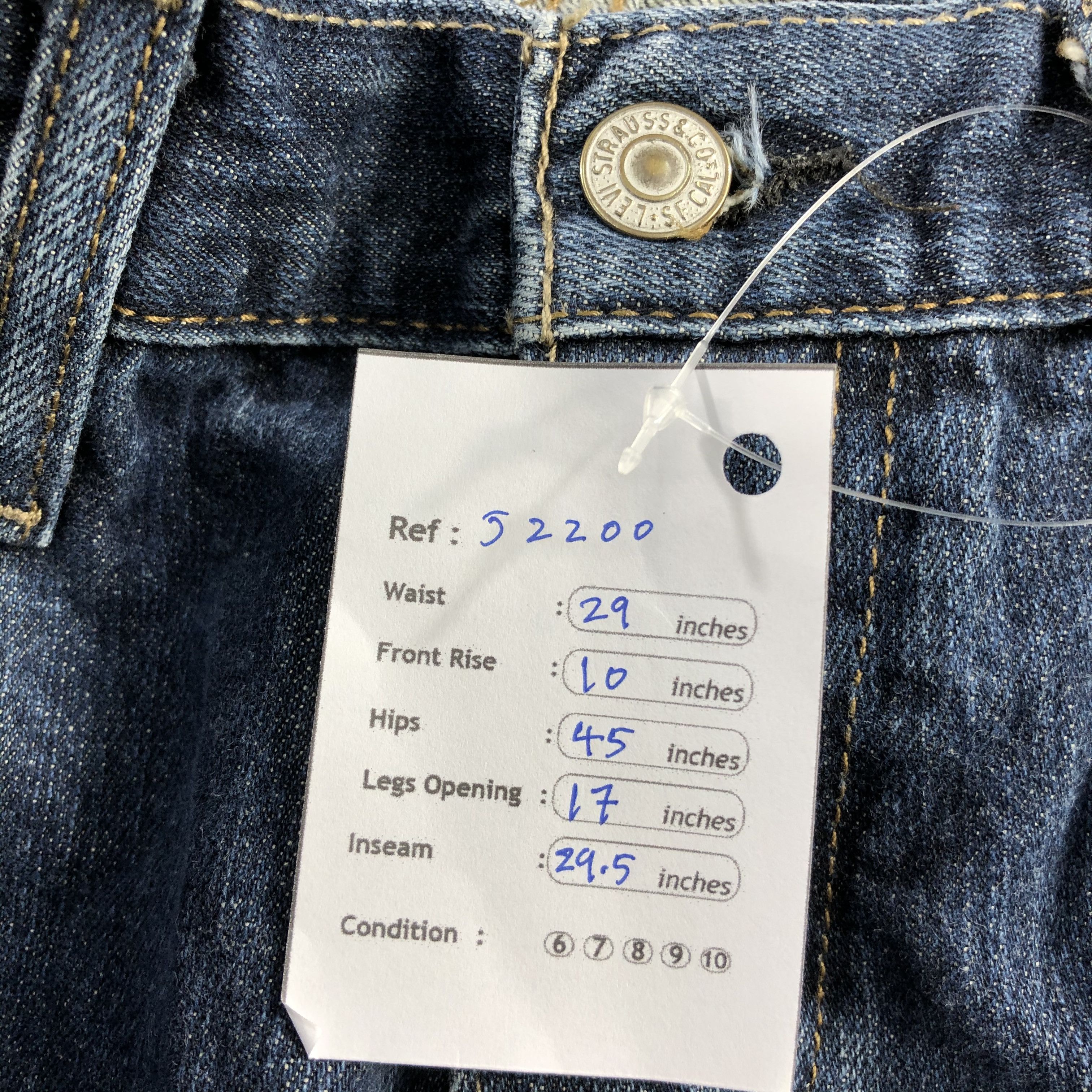 Levi's Vintage Blue Wash Levis Jeans-J2200 Size US 29 - 12 Thumbnail