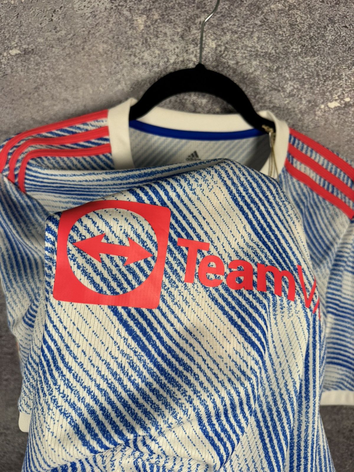 Adidas × Vintage NWT CAVANI Manchester United 2021/22 Away Adidas Jersey Size US L / EU 52-54 / 3 - 14 Thumbnail