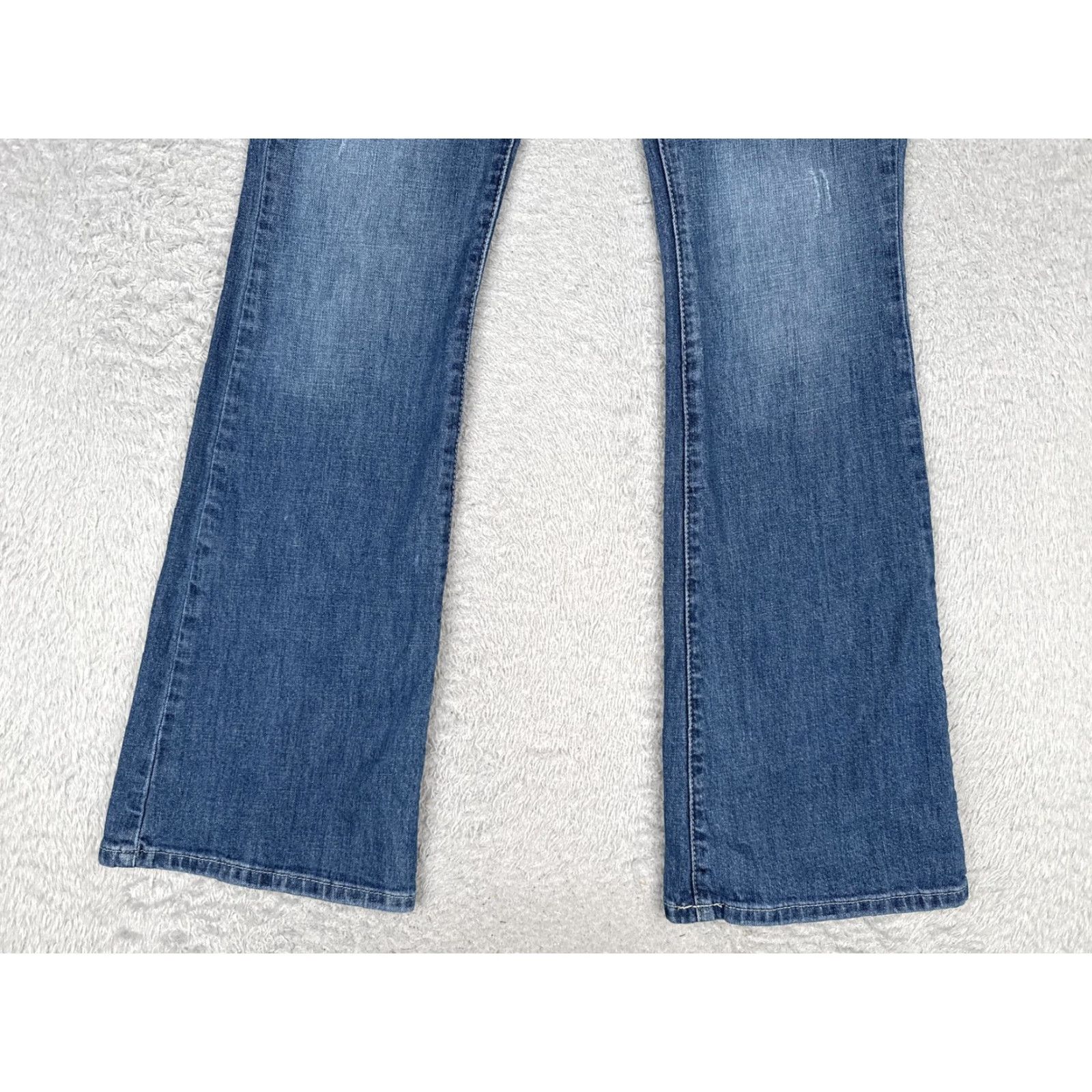 Vintage William Rast Jeans Womens 29 Blue Medium Wash Bootcut Stretch Denim Fit Target Jeans Womens 29 Blue Medium Wash Bootcut Stretch Denim Size 29" - 2 Thumbnail