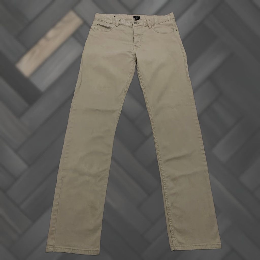 H&M H&M Khaki Chino Pants Men Slim 30 Beige Straight Flat Front Zip Button Casual Pants Size US 30 / EU 46 - 1 Thumbnail