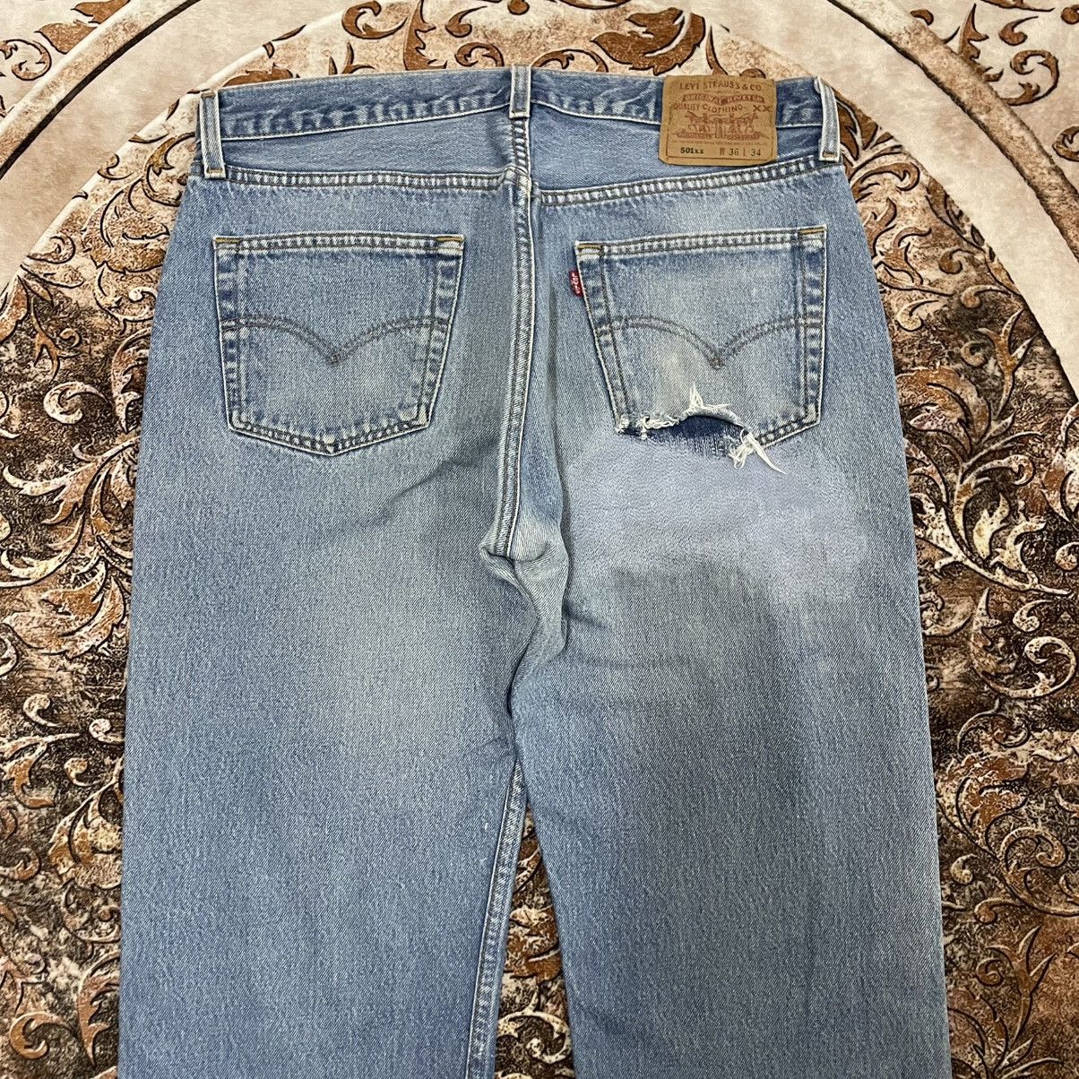 Levi's Vintage Clothing 🔥Vintage Levis 501 XX Stoned Washed Distress Denim Jeans Size US 34 / EU 50 - 5 Thumbnail