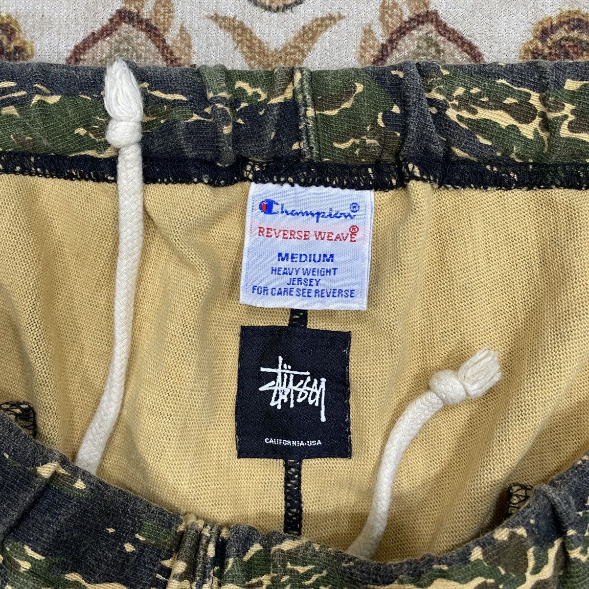 Stussy STUSSY X CHAMPION REVERSE WEAVE SHORT TIGER CAMO ARMY Size US 29 - 4 Thumbnail