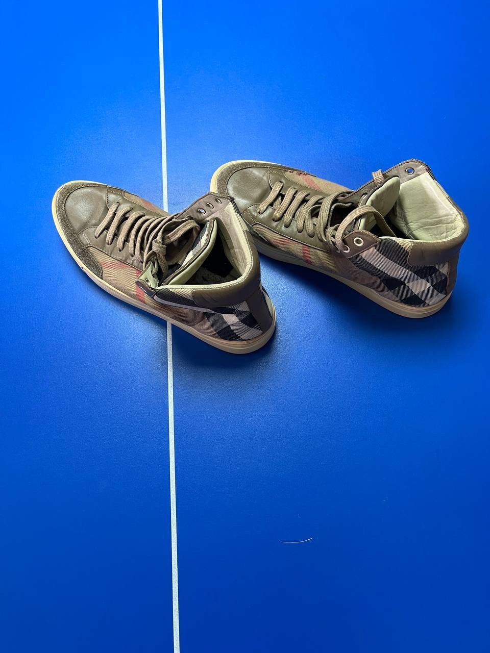 Burberry Authentic BURBERRY High Top House Nova Check Men’s Trainers Size US 8 / EU 41 - 1 Thumbnail