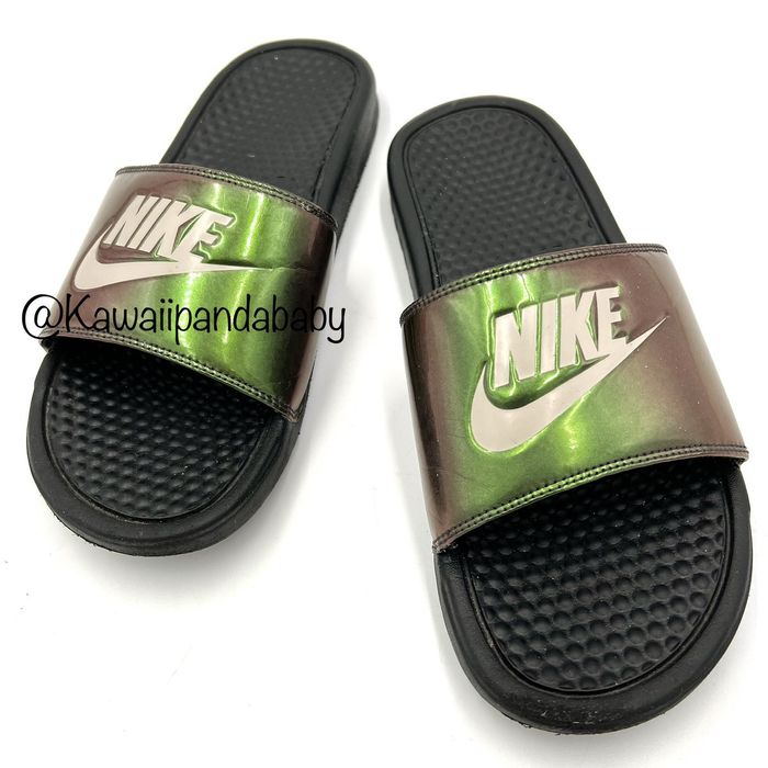 Nike benassi clearance iridescent