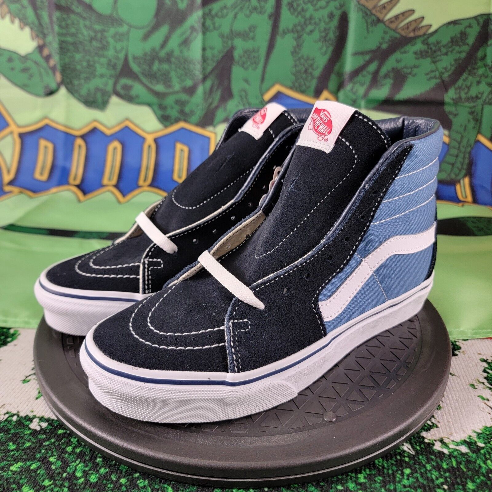 Vans Vans Sk8-Hi Sneakers (Navy) Men's Skateboard High-Top Sz 7M Size US 7 / EU 40 - 1 Thumbnail