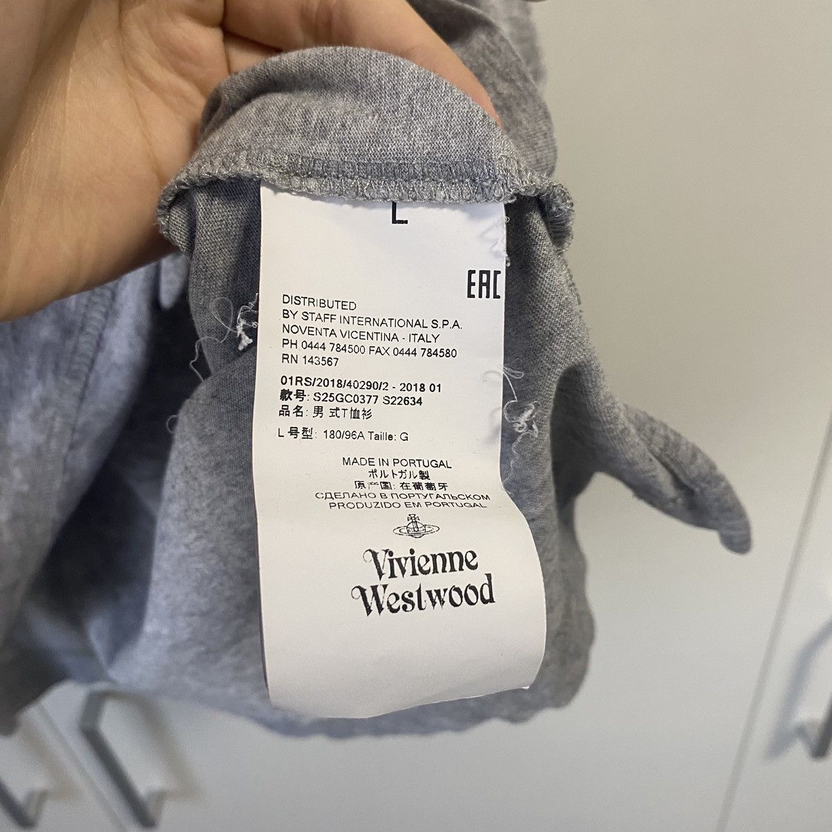 Vivienne Westwood Vivienne Westwood Grey T-Shirt Size Mens L Small Logo Size US L / EU 52-54 / 3 - 4 Thumbnail