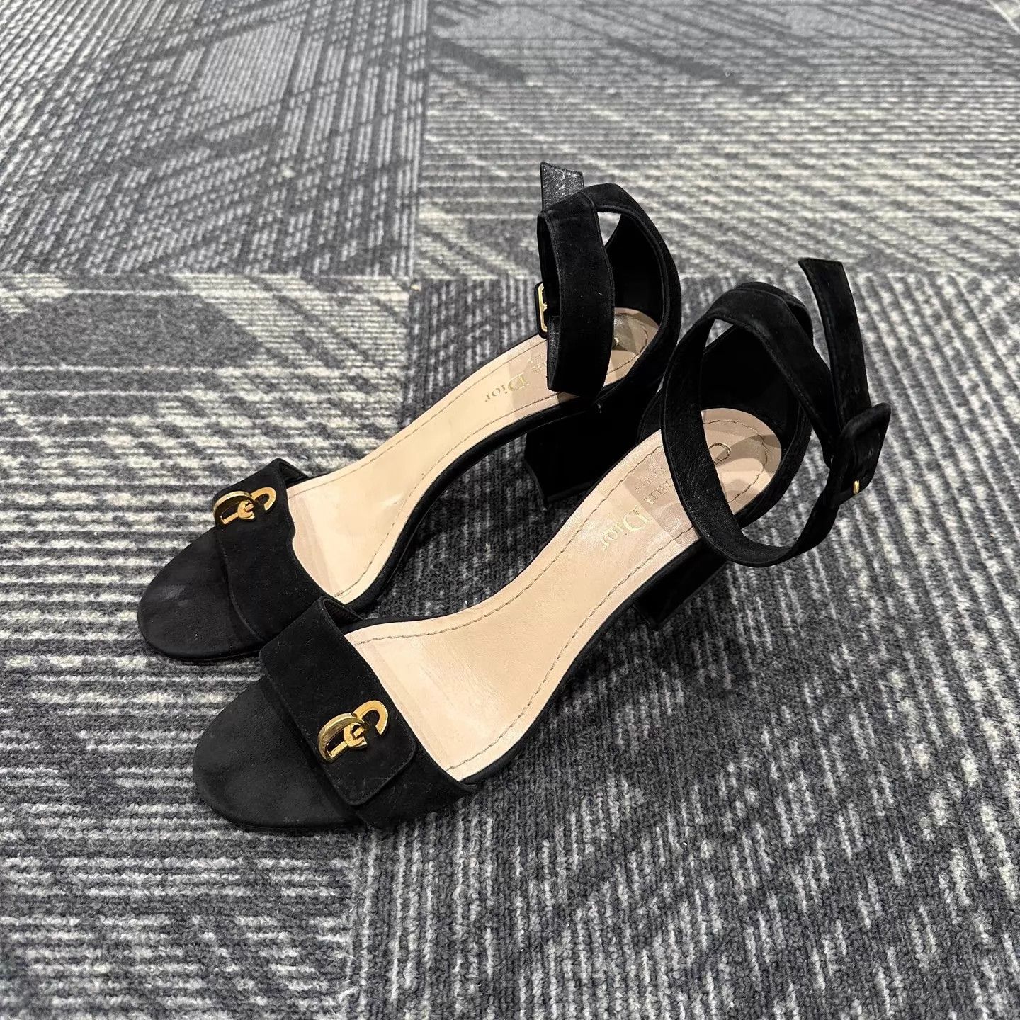 Dior Dior Velvet High Heels 39 Resoled Excellent Size US 8.5 / IT 38.5 - 1 Thumbnail