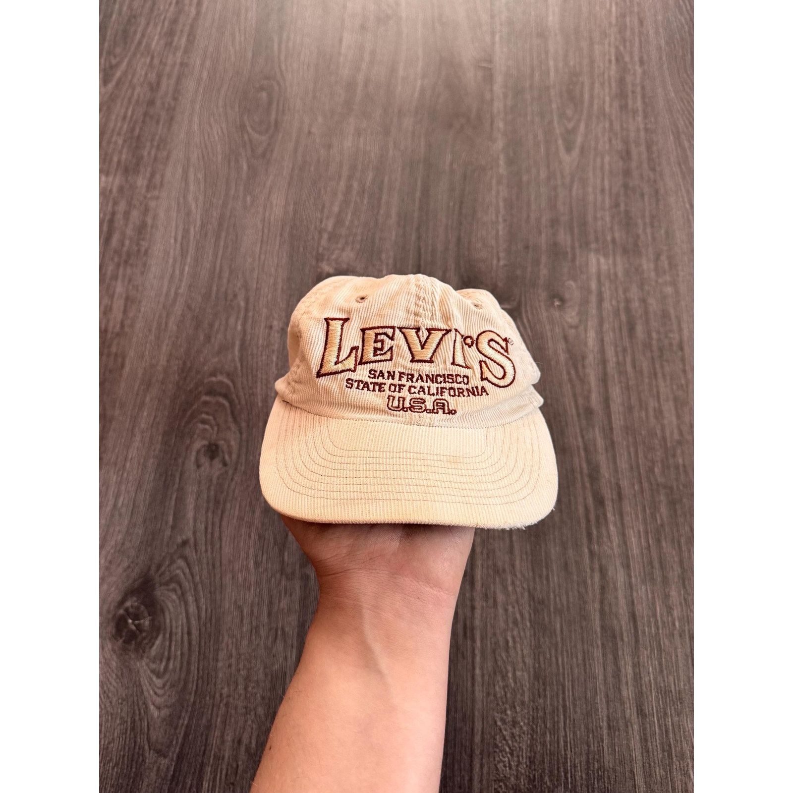 Levi's 80s Vintage Levi’s USA Corduroy Cap made in Hong Kong Size ONE SIZE - 1 Thumbnail