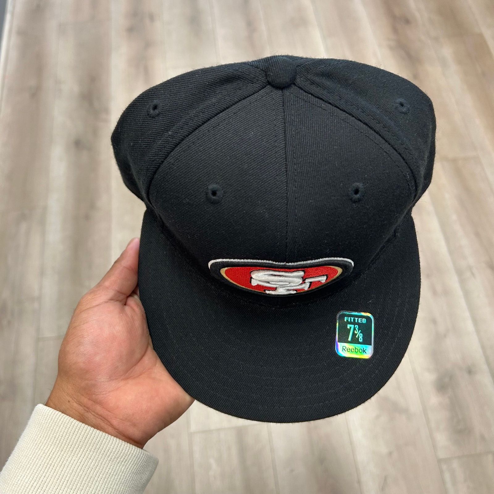 Reebok Reebok San Francisco 49ers fitted cap Hat size 7 3/8 Black Size ONE SIZE - 3 Thumbnail