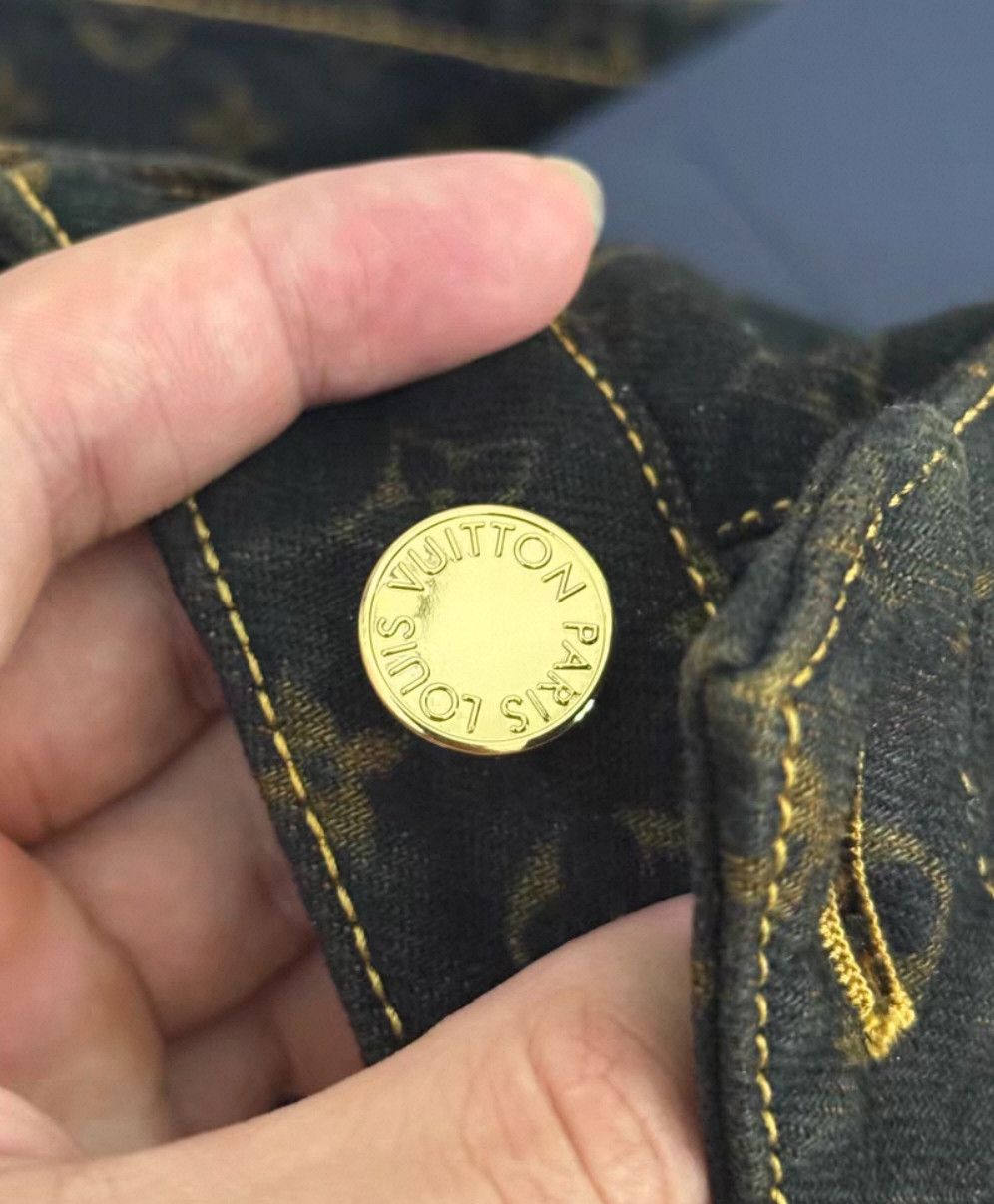 Louis Vuitton Louis Vuitton Monogram Denim Jeans 34 . Size 34" / US 12 / IT 48 - 3 Thumbnail