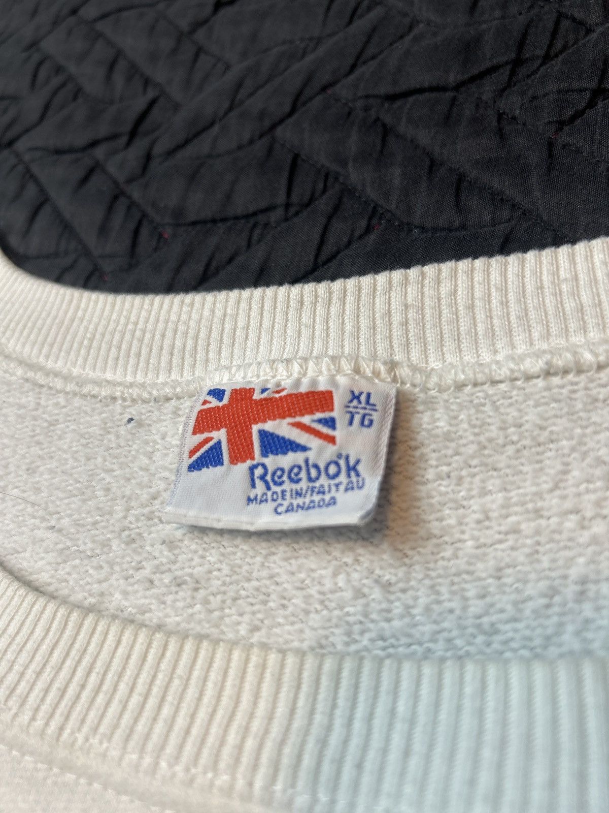 Reebok Vintage reebok crewneck Size US XL / EU 56 / 4 - 3 Thumbnail