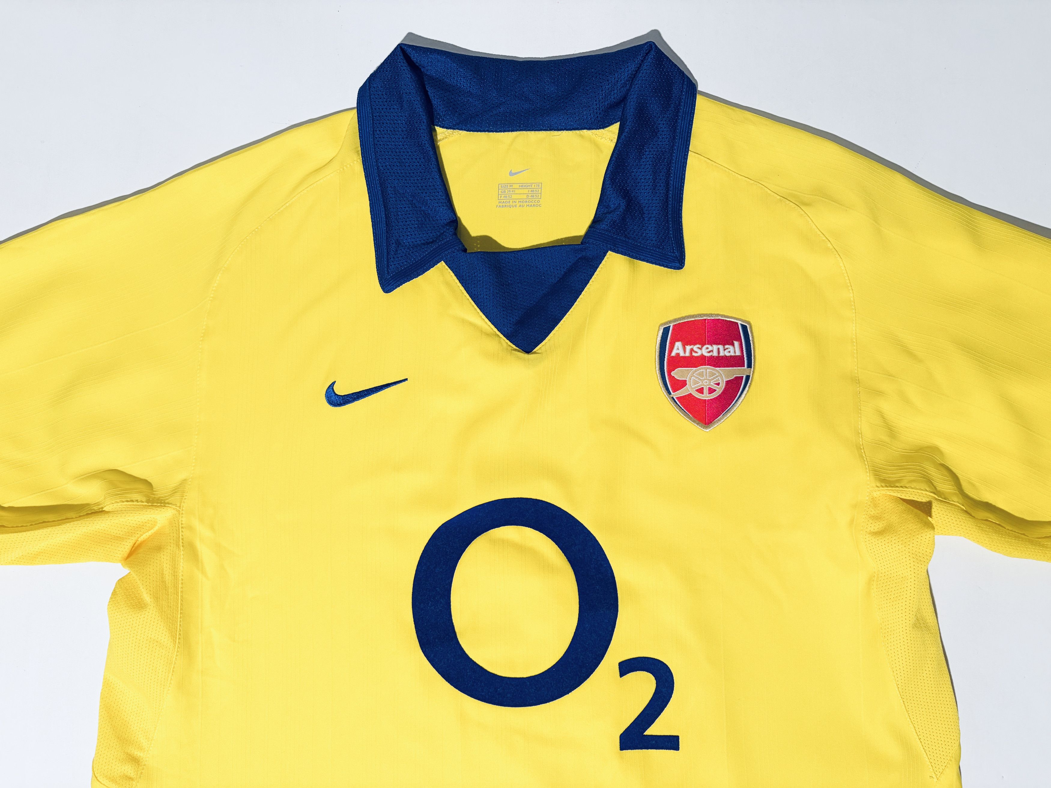 Nike Arsenal Champions League Away Jersey 2003 - 2004 Size US M / EU 48-50 / 2 - 4 Thumbnail